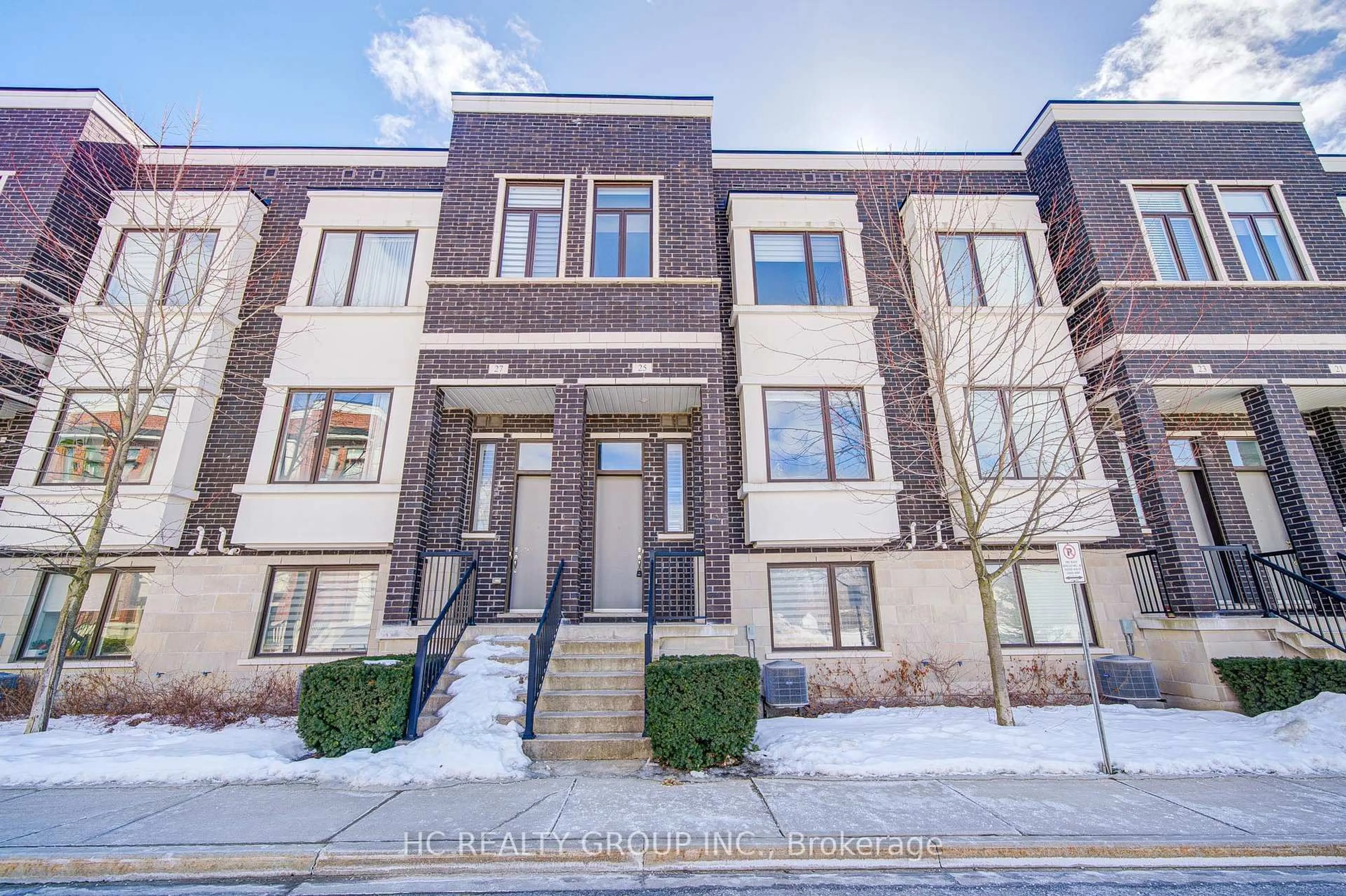 Home with brick exterior material, street for 25 Lafferty Lane, Richmond Hill Ontario L4C 0Z8