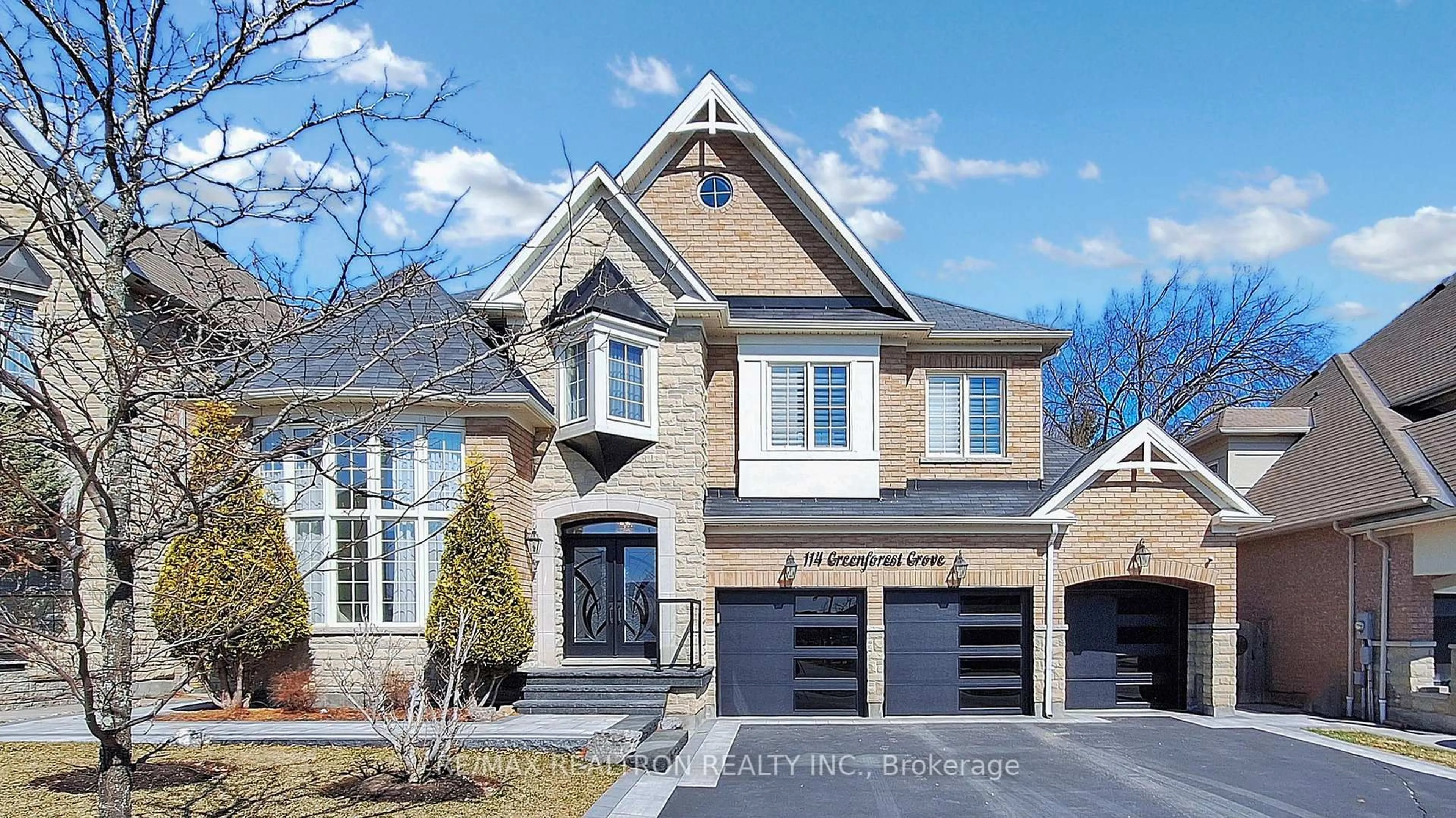 Home with brick exterior material, street for 114 Greenforest Grve, Whitchurch-Stouffville Ontario L4A 1S7