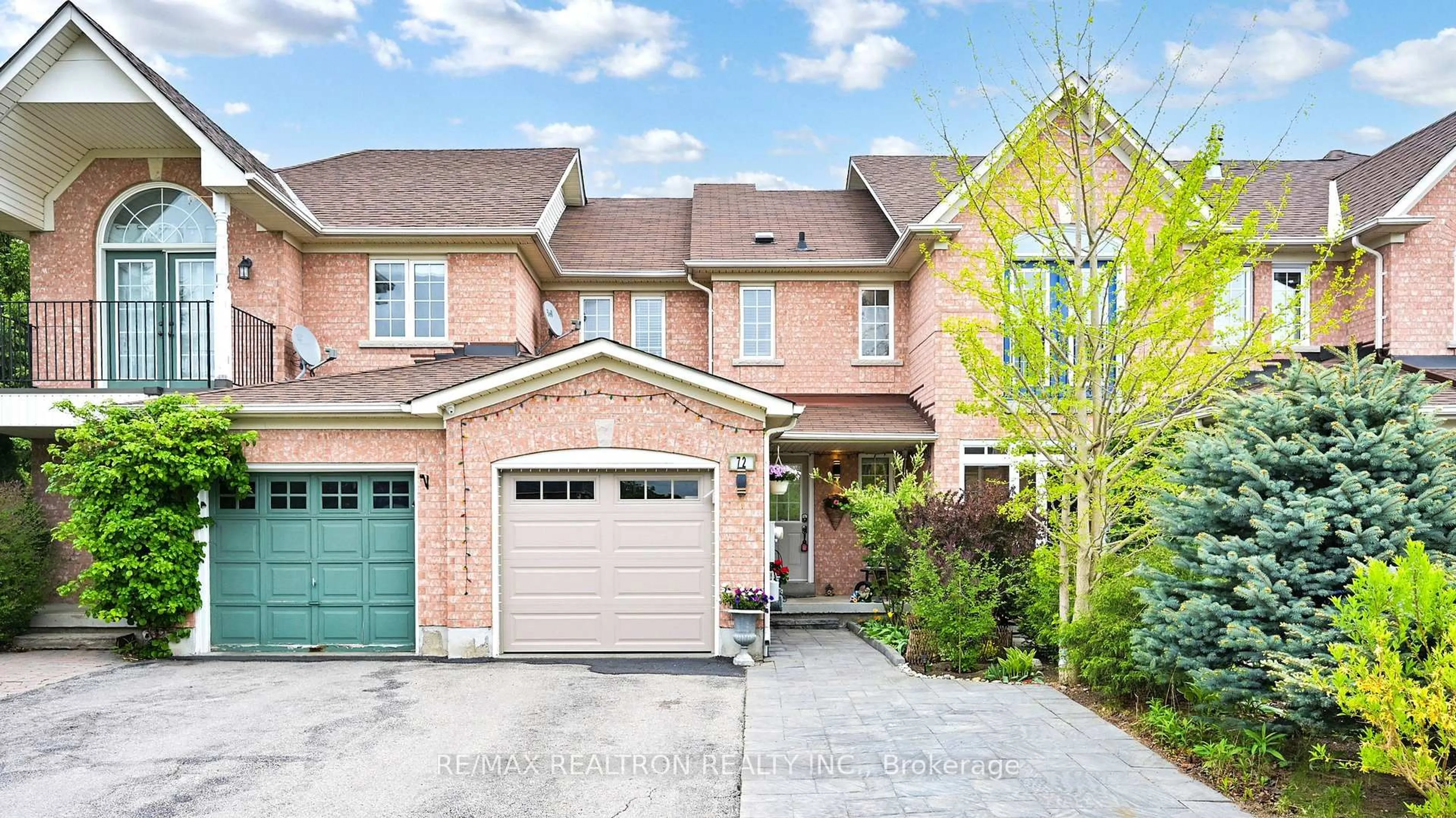 Home with brick exterior material, street for 72 Long Point Dr, Richmond Hill Ontario L4E 3Z8