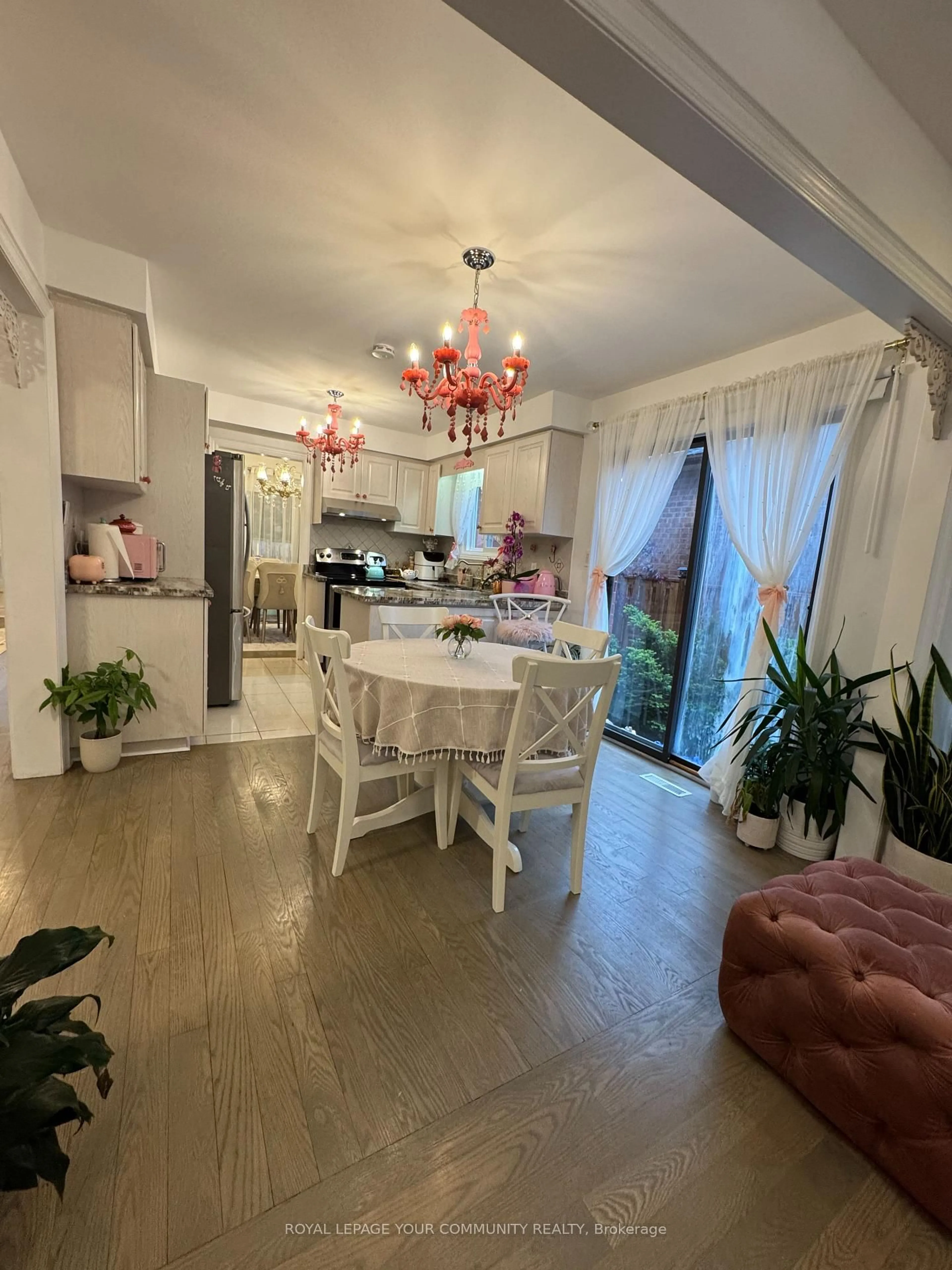 Unknown for 163 Oliver Lane, Vaughan Ontario L6A 1A9