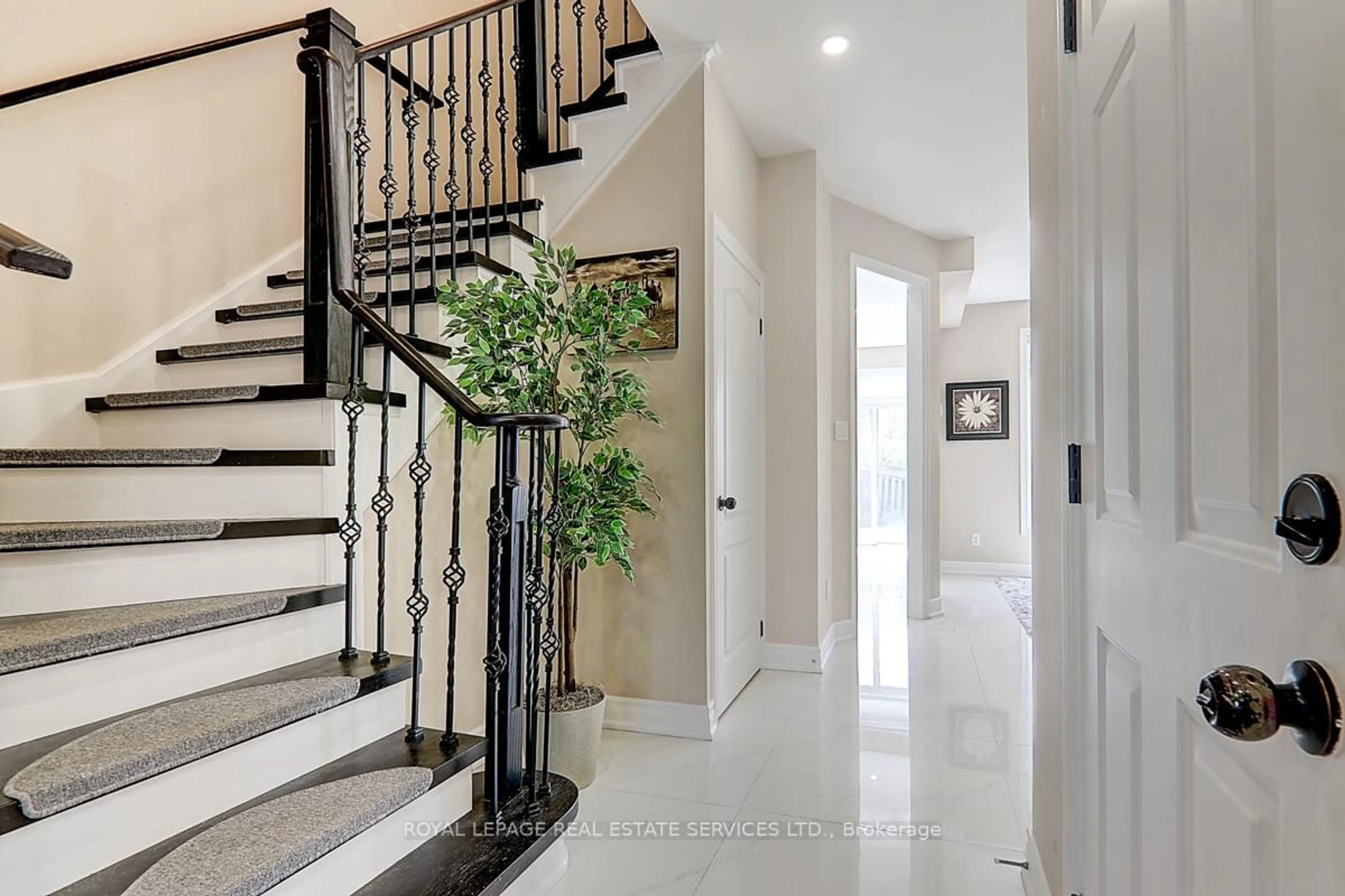 Unknown for 17 Venture Ave, Richmond Hill Ontario L4S 2P2