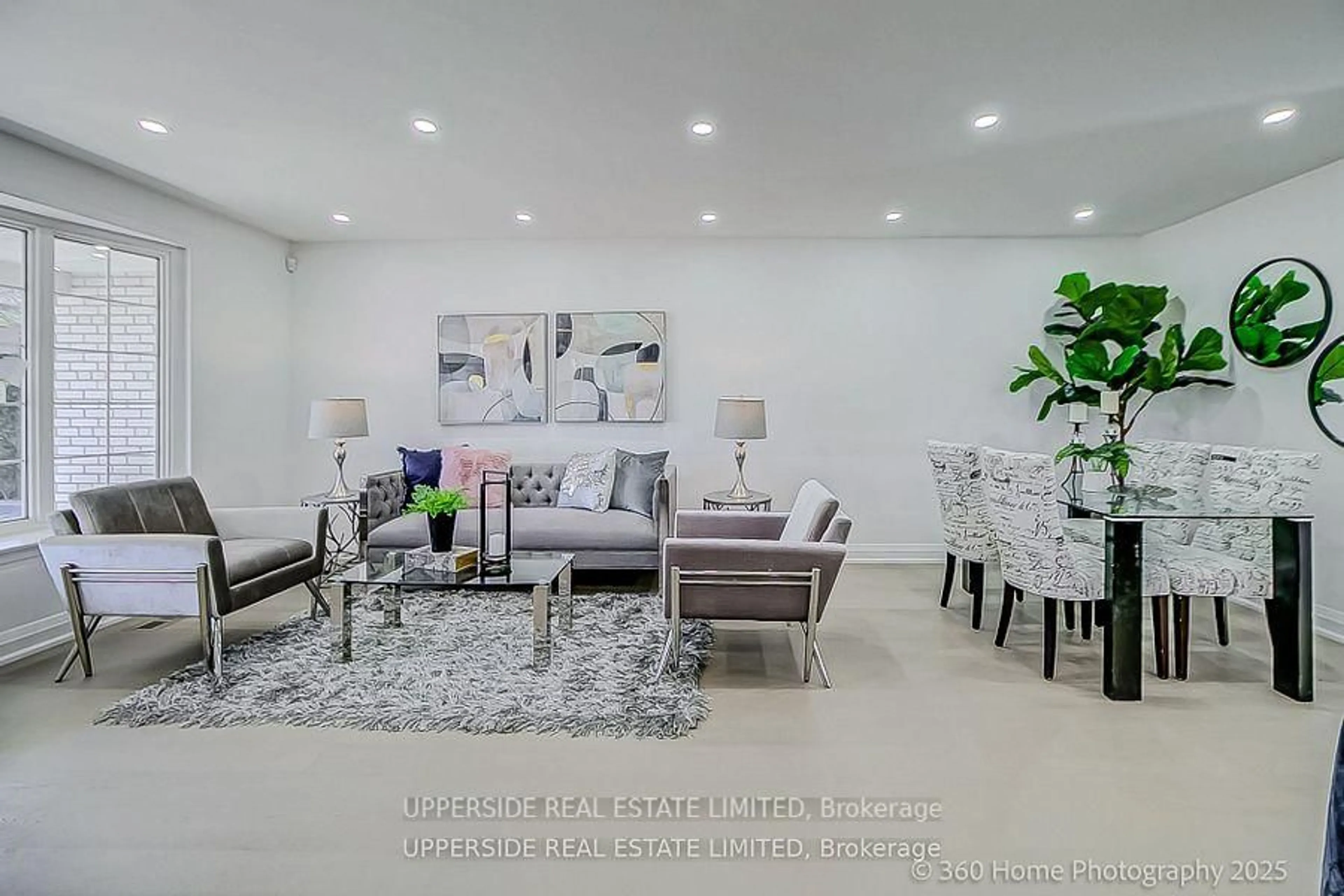 Living room with furniture, unknown for 2 CHRISTMAN Crt, Markham Ontario L3P 3C8