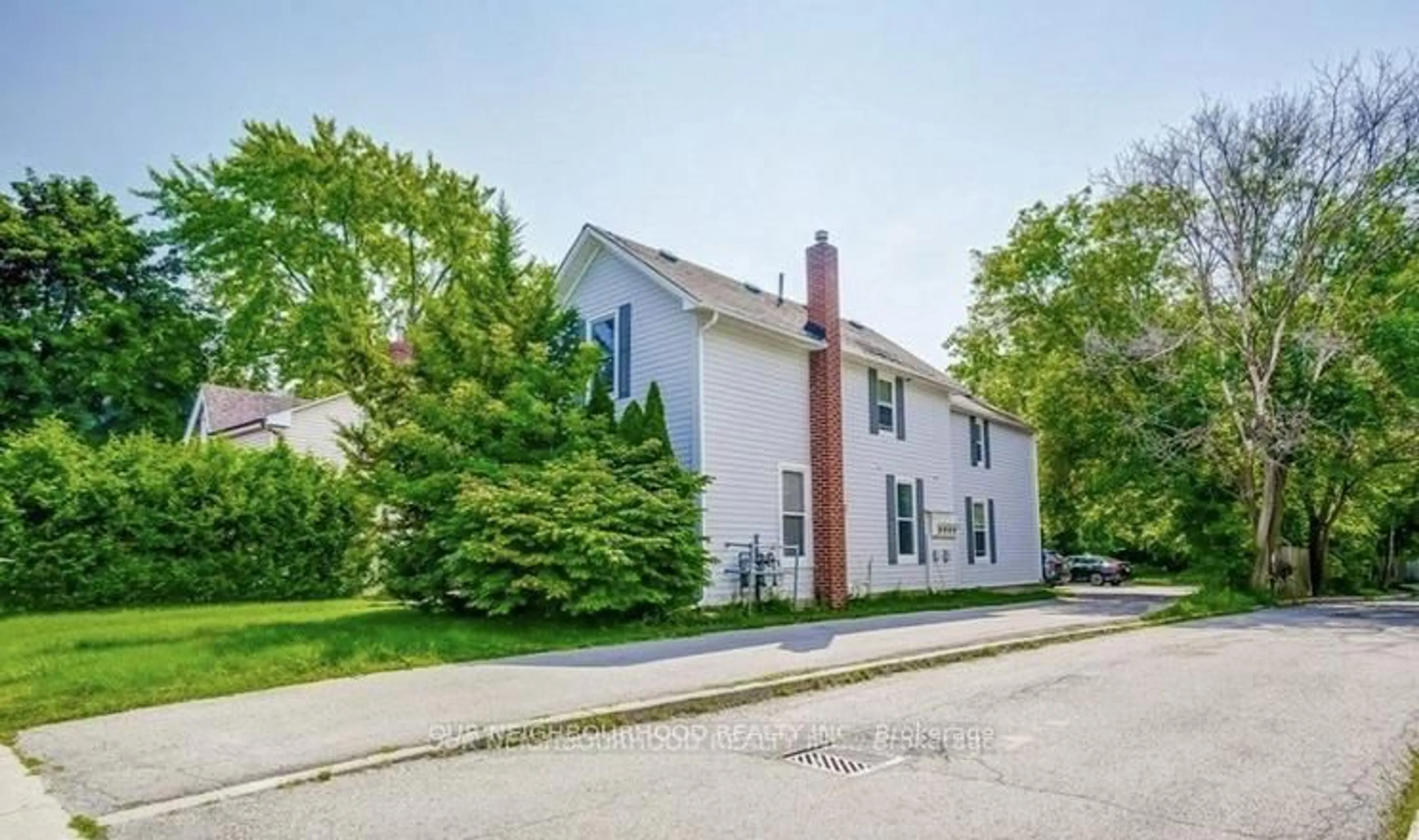 Unknown for 81 Wellington St, Aurora Ontario L4G 1H7