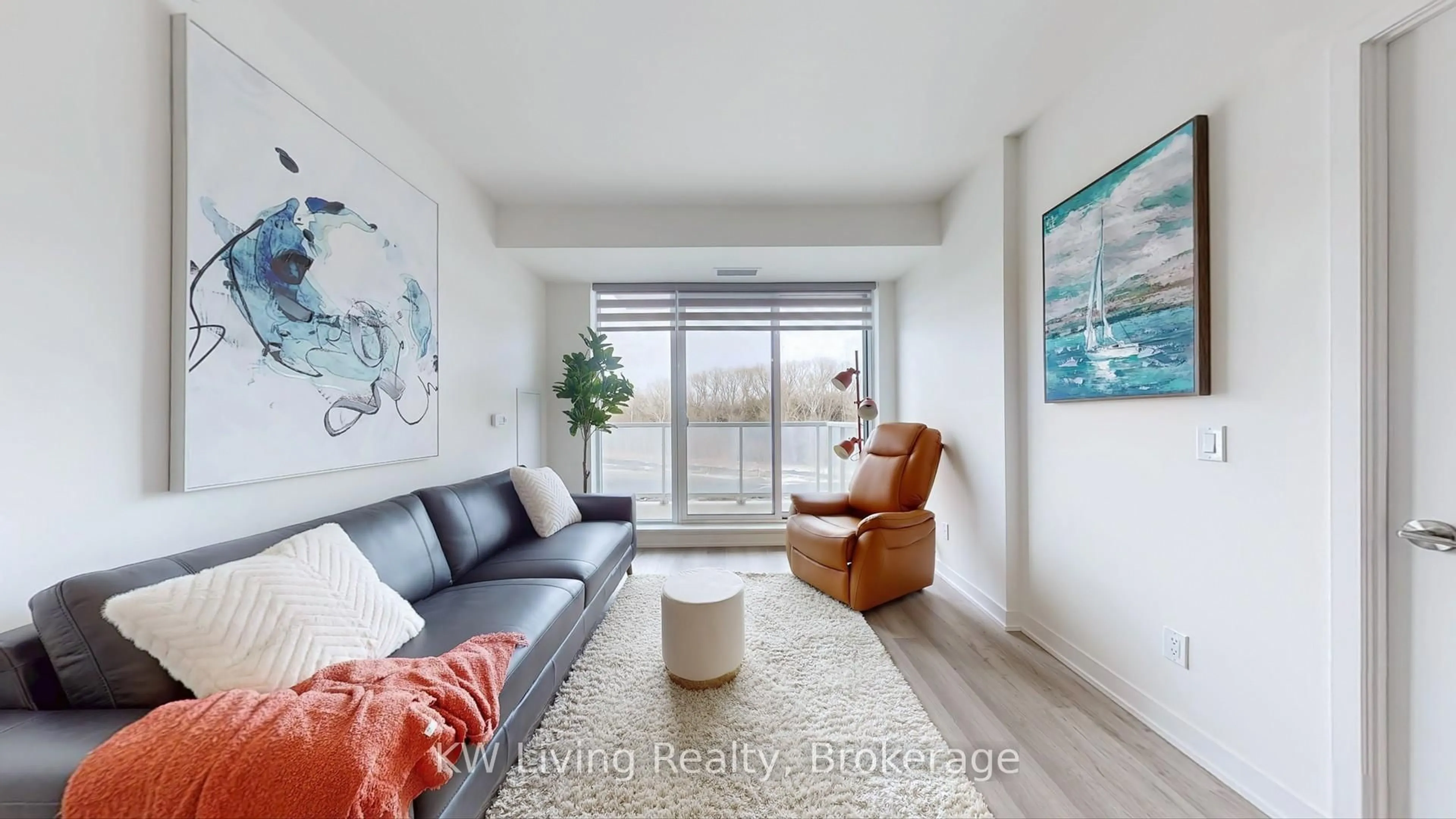 Living room with furniture, wood/laminate floor for 6 David Eyer Rd #205, Richmond Hill Ontario L4S 0N5