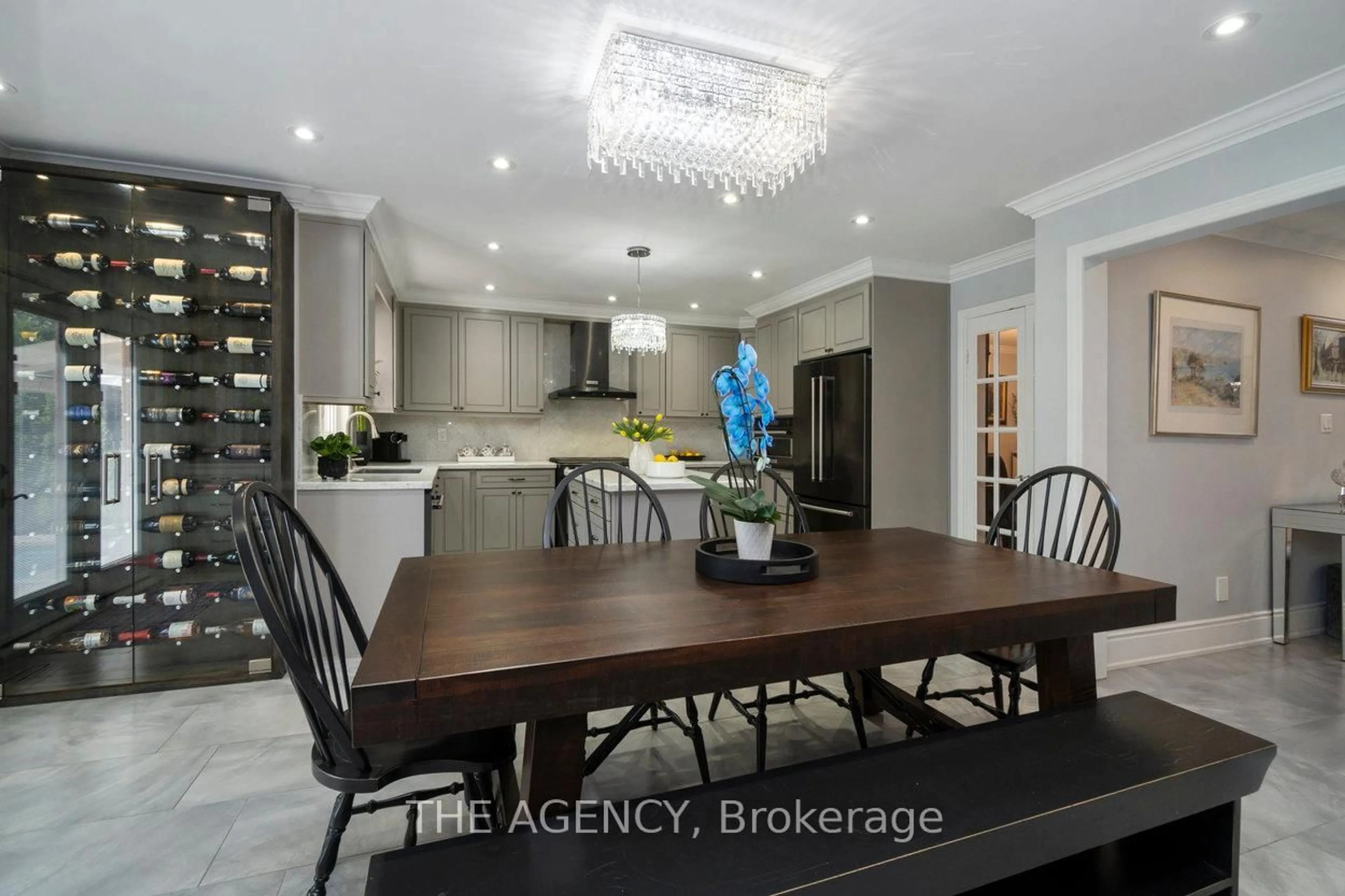 Open concept kitchen, unknown for 39 Savoy Cres, Vaughan Ontario L4J 7W3