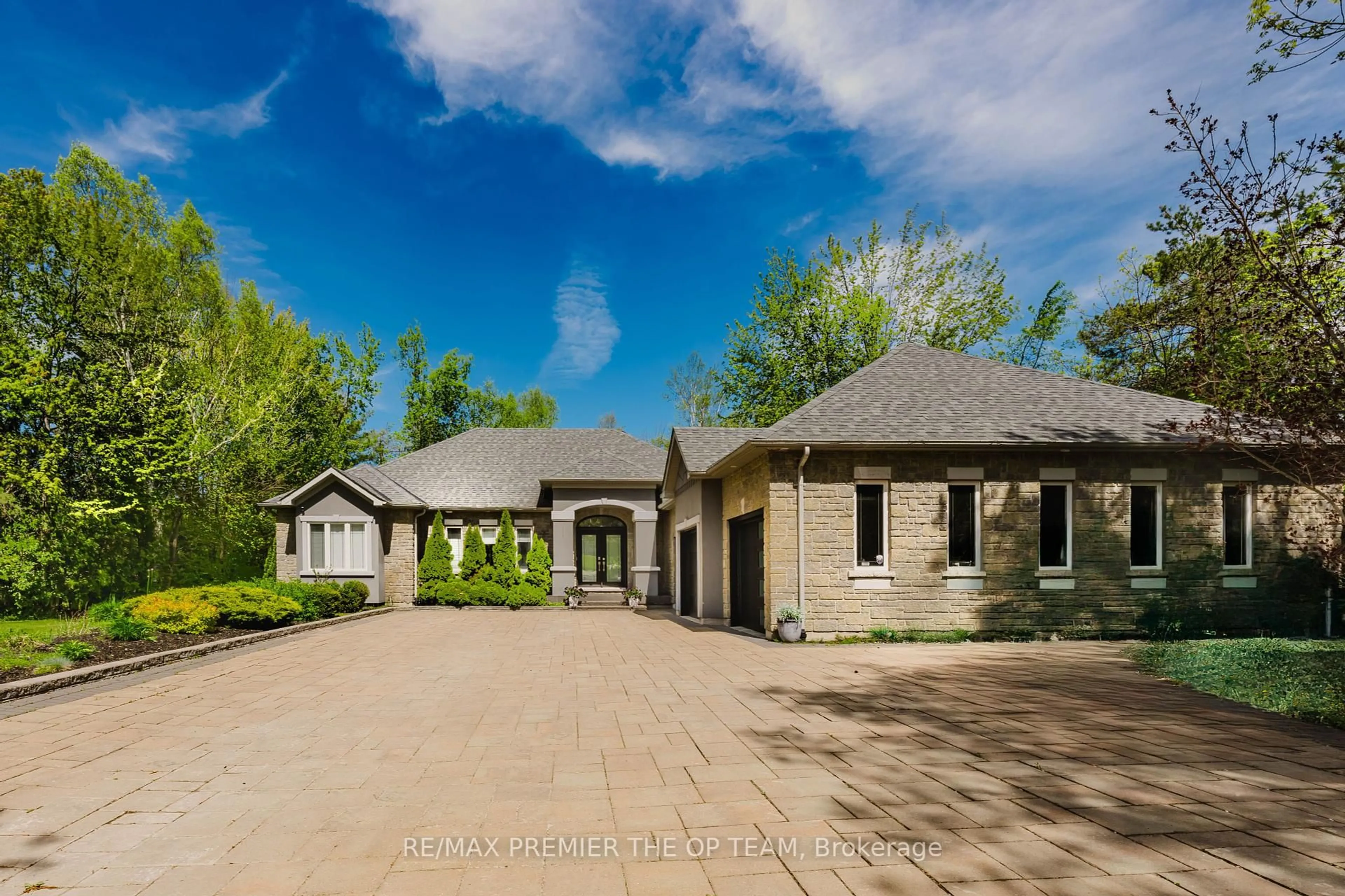 Home with brick exterior material, street for 1856 Innisbrook St, Innisfil Ontario L9S 5A3