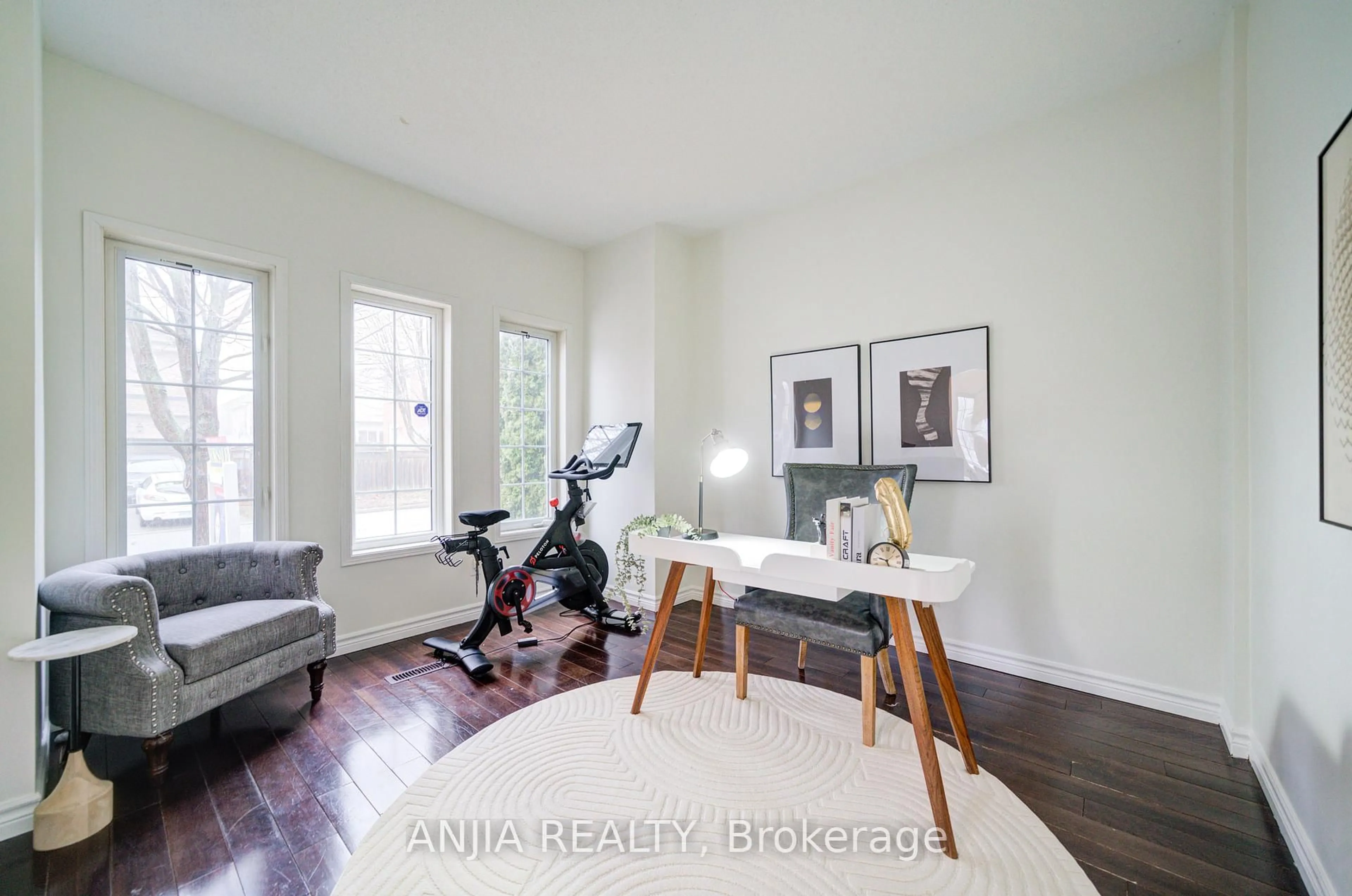 A pic of a room for 91 Crawford St, Markham Ontario L6C 2W3