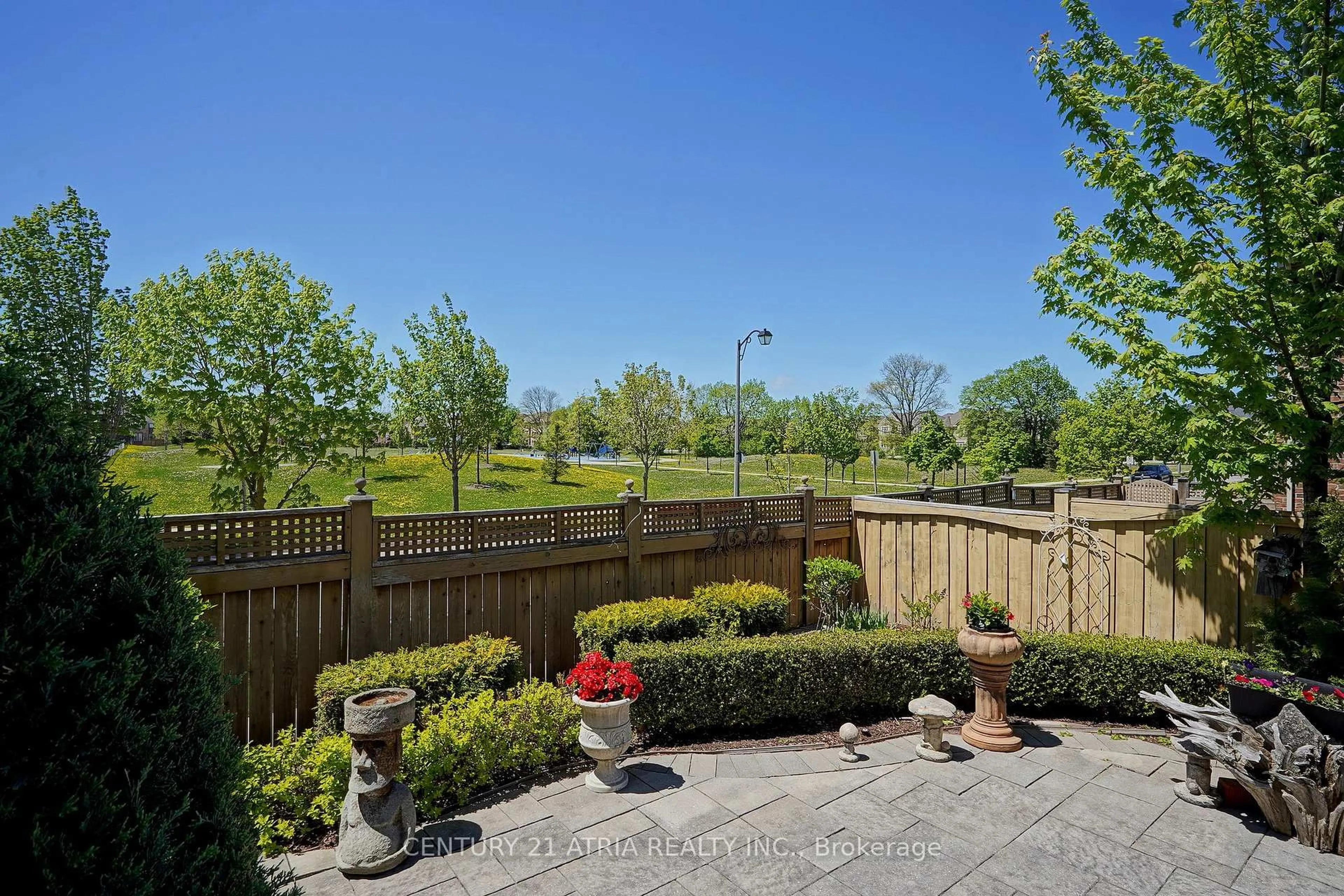 Patio, water/lake/river/ocean view for 2 Colonel George Mclaren Dr, Markham Ontario L6C 0E2