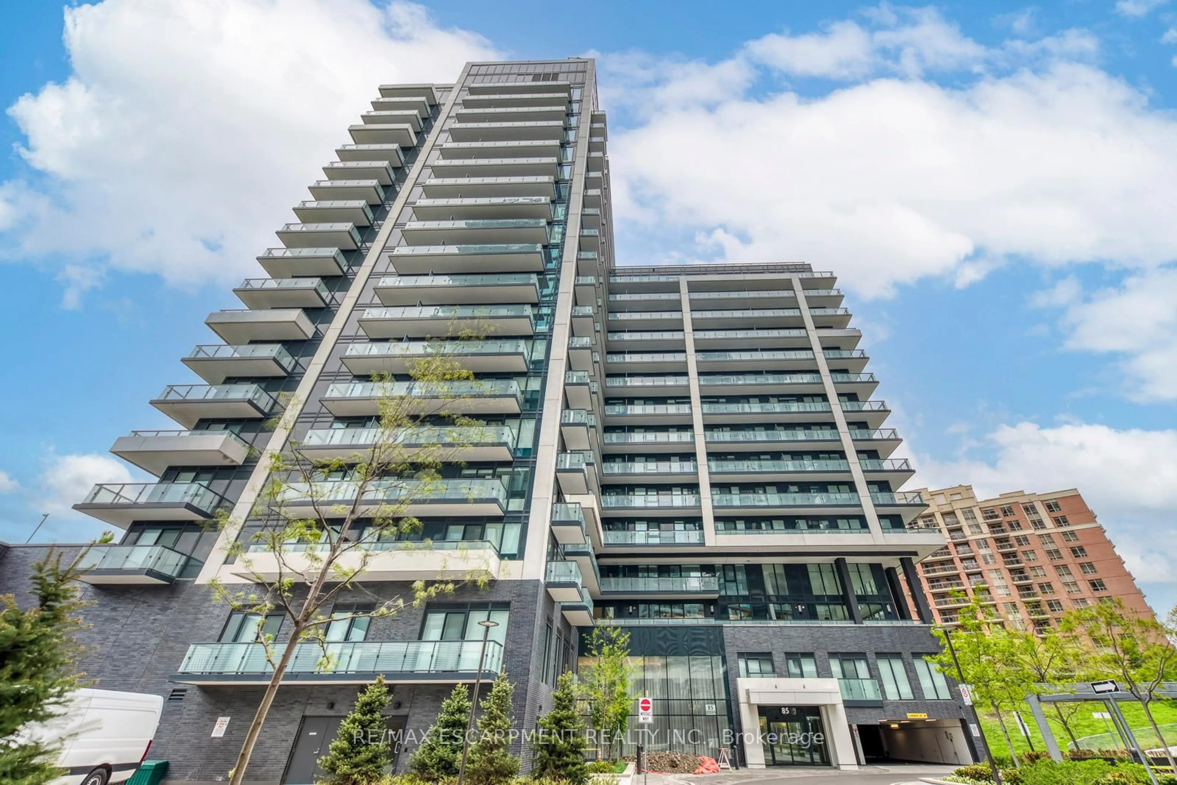 Unknown for 85 Oneida Cres #1705, Richmond Hill Ontario L4B 0H4