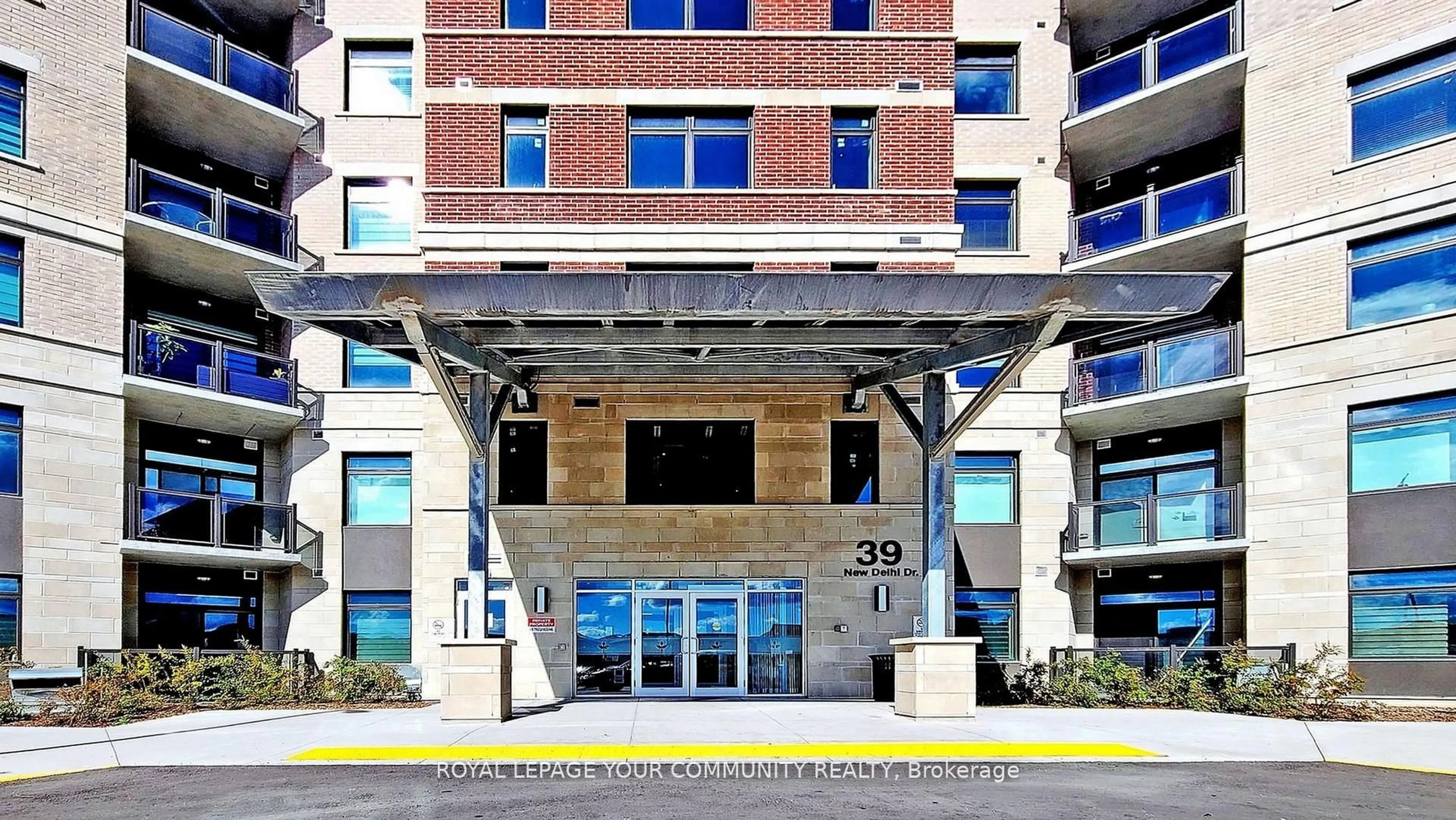 Indoor foyer for 39 New Delhi Dr #321, Markham Ontario L3S 0E1