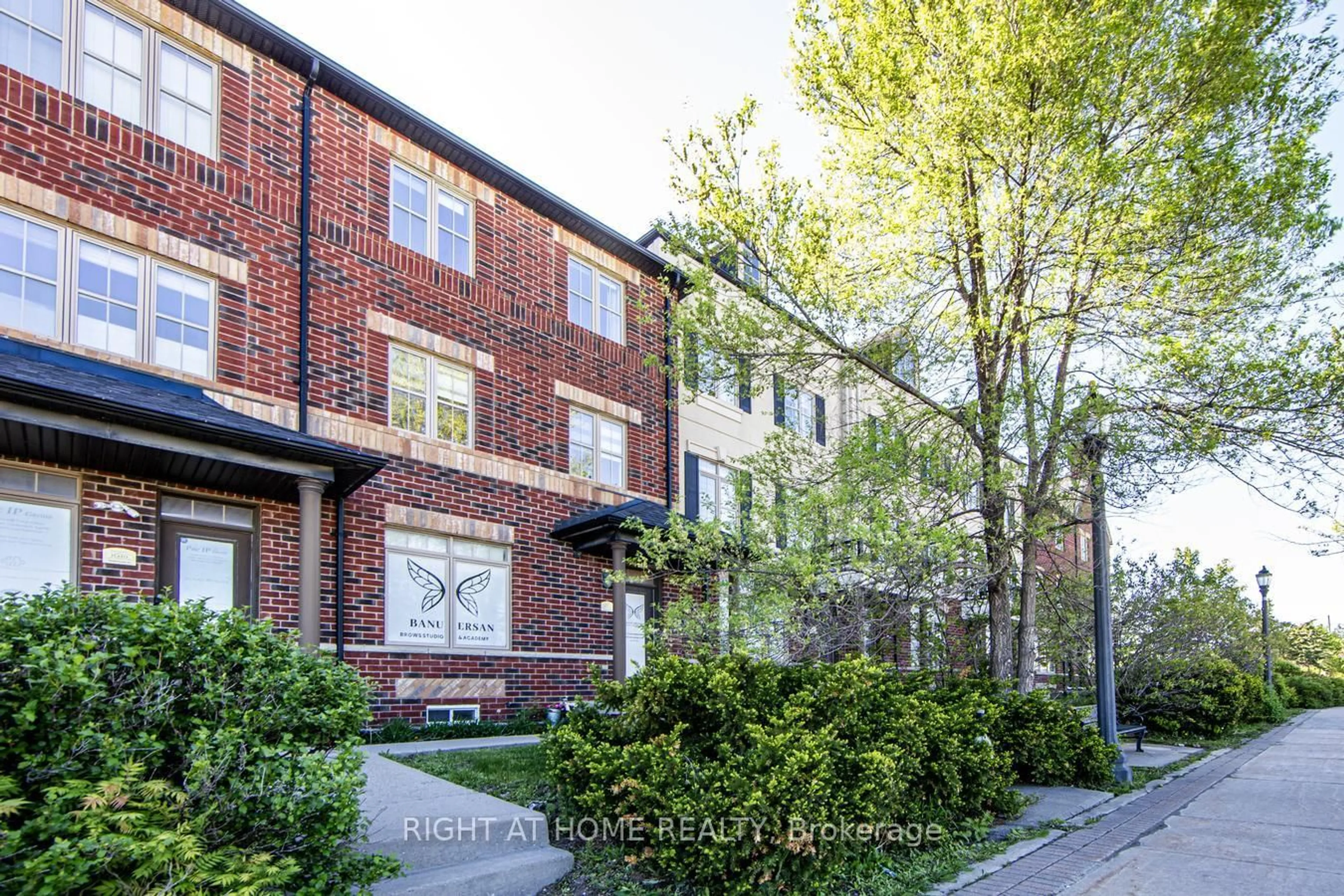Home with brick exterior material, street for 10390 Keele St, Vaughan Ontario L6A 4M9