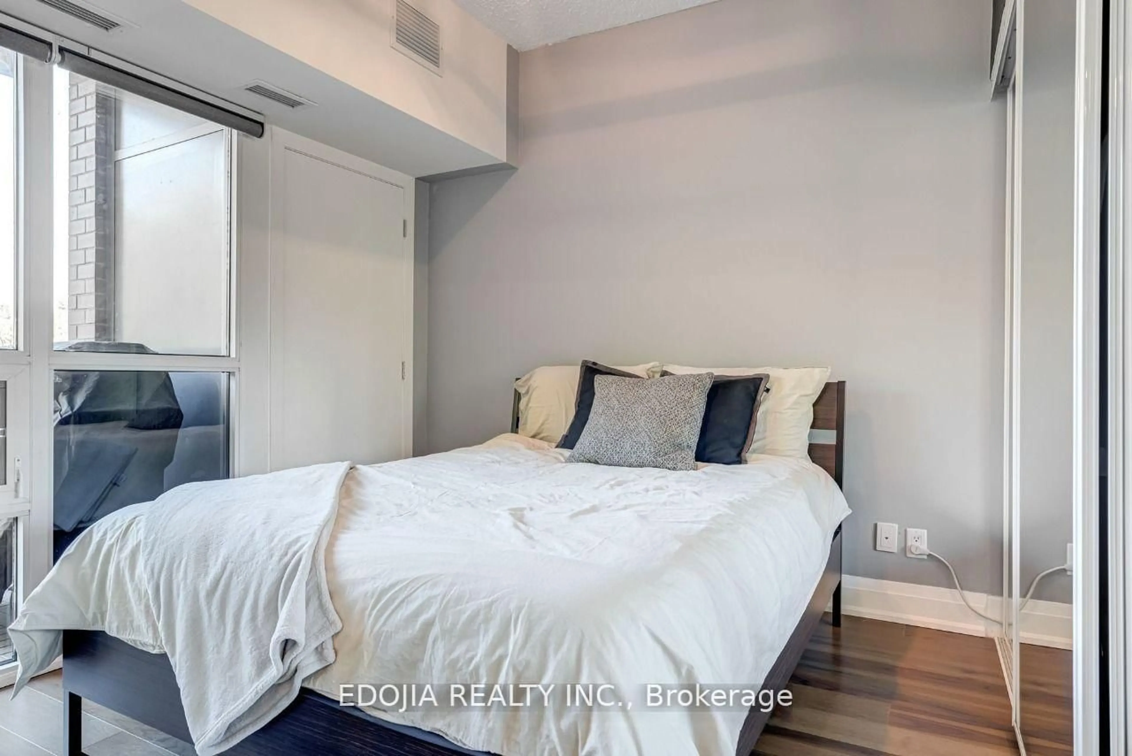 Bedroom with bed, unknown for 8302 Islington Ave #311, Vaughan Ontario L4L 1W8