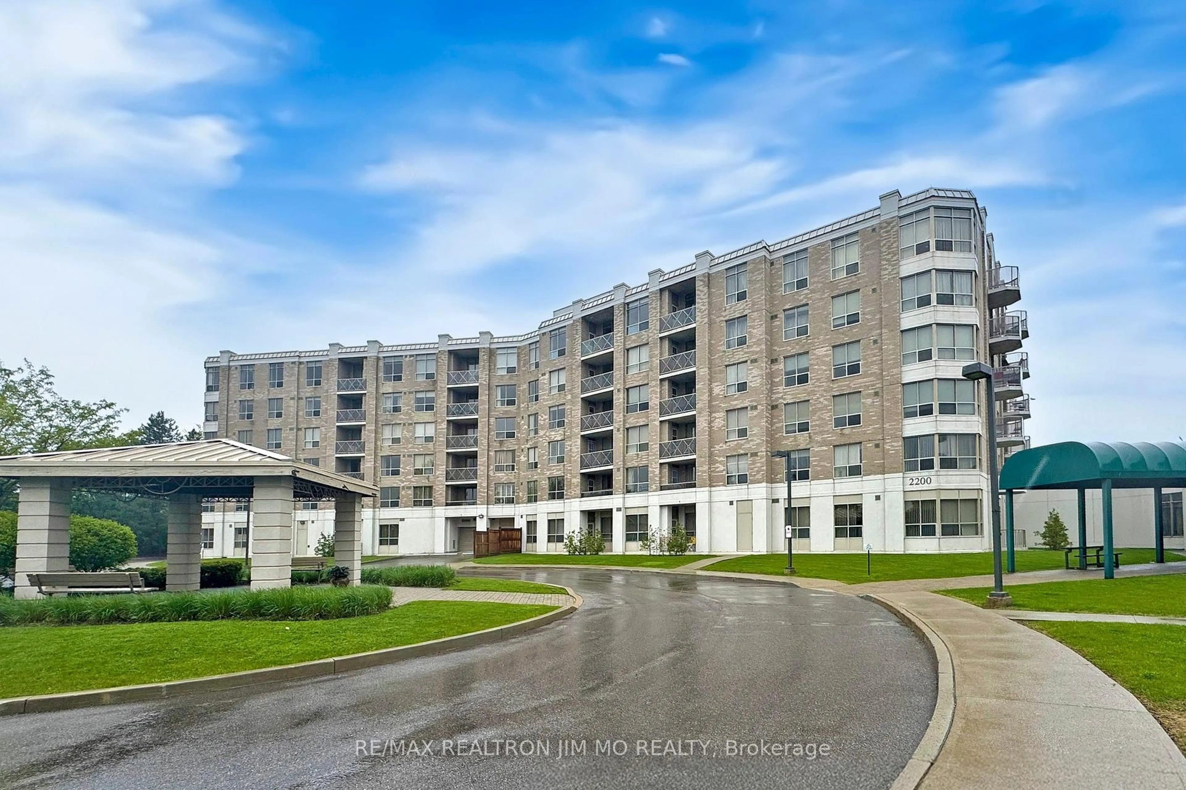 Unknown for 2200 John St #307, Markham Ontario L3T 7S7