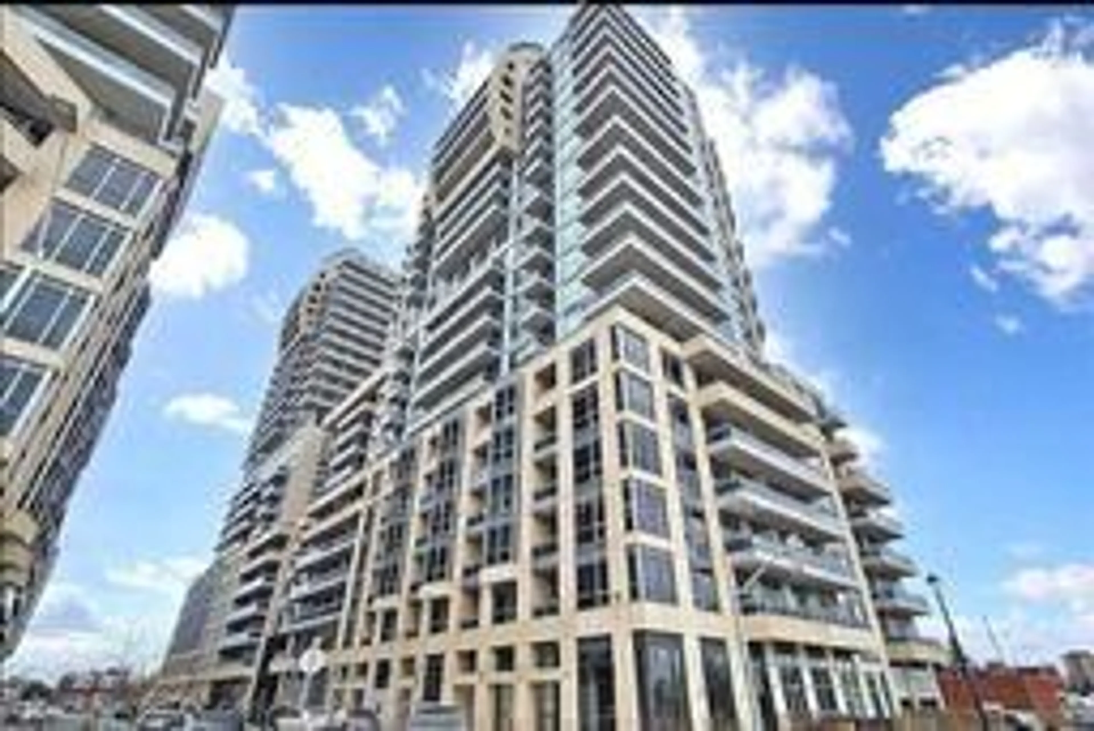 A pic from outside/outdoor area/front of a property/back of a property/a pic from drone, building for 9205 Yonge St #Ne419, Richmond Hill Ontario L4C 1V5