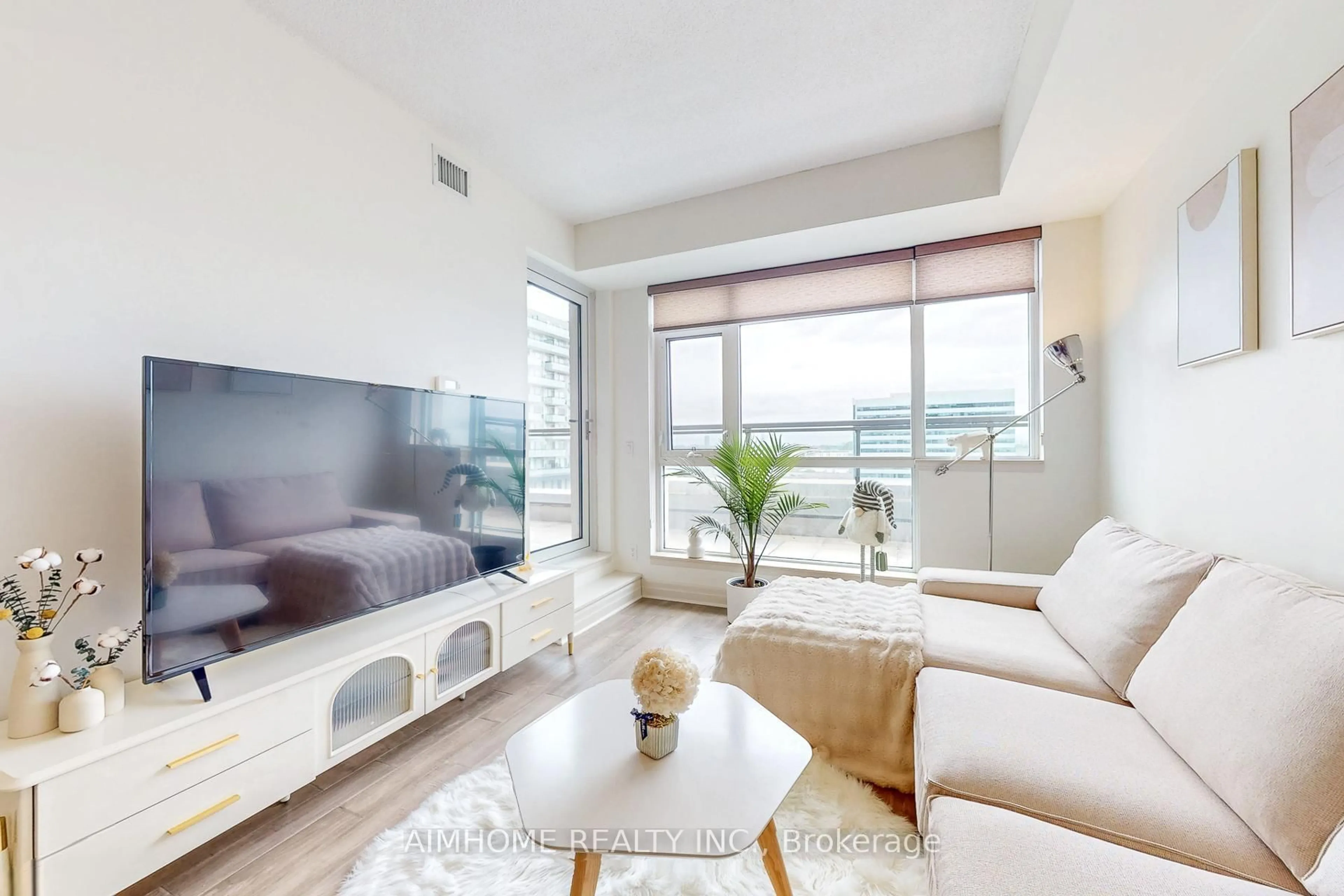 Living room with furniture, unknown for 8110 Birchmount Rd #1004, Markham Ontario L6G 0E3
