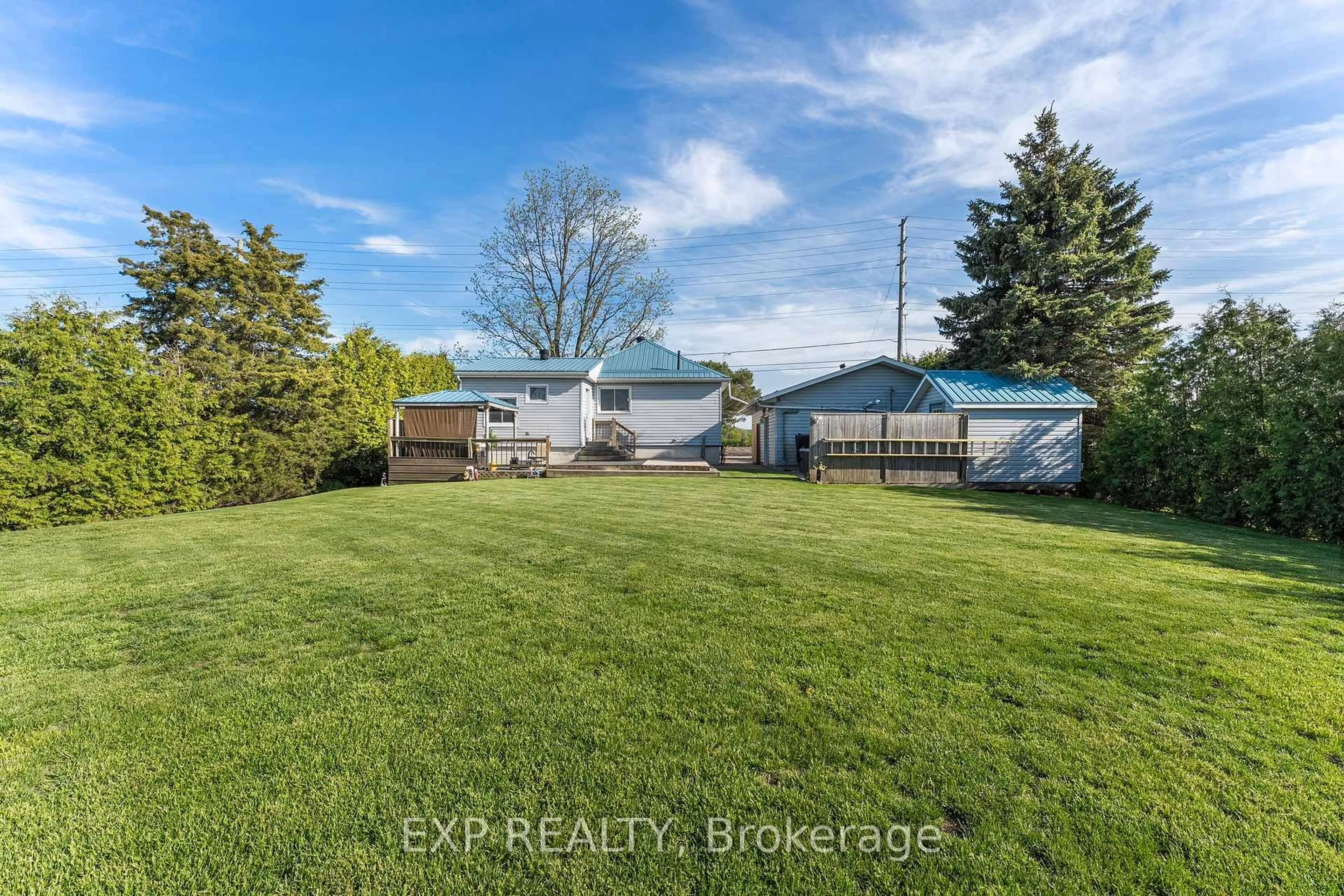 A pic from outside/outdoor area/front of a property/back of a property/a pic from drone, water/lake/river/ocean view for 150 King St, King Ontario L3Y 4V9