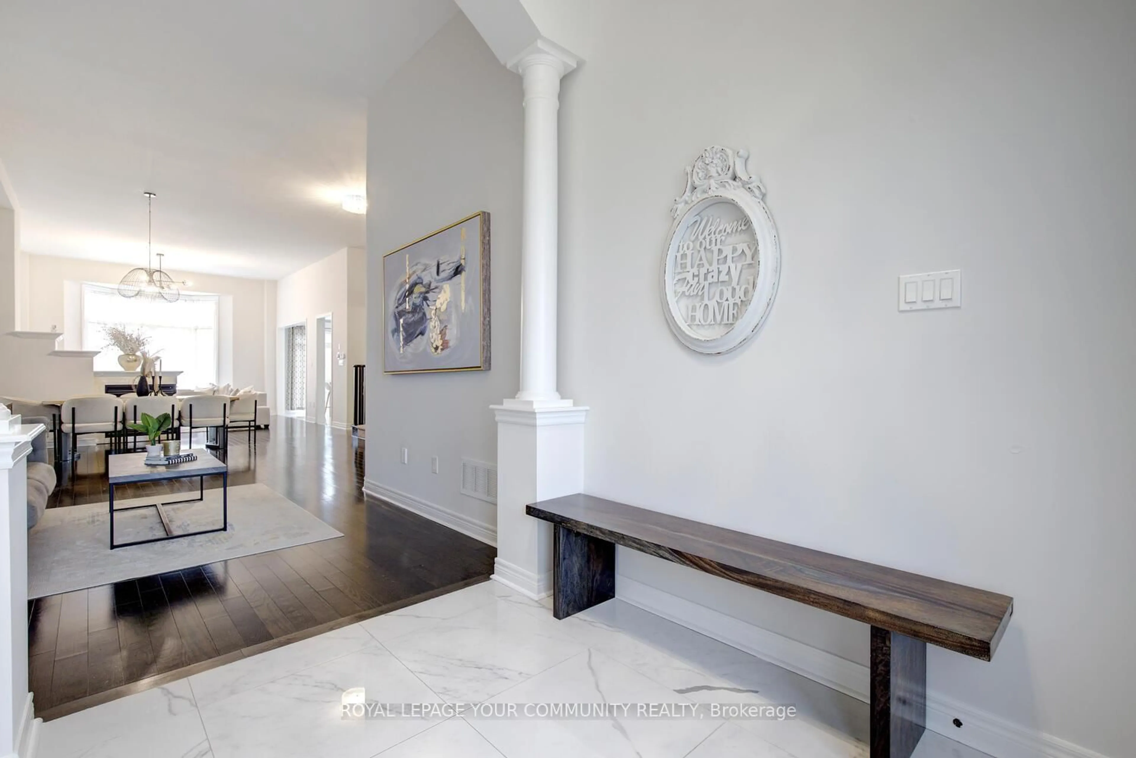 Indoor entryway for 109 Oberfrick Ave, Vaughan Ontario L6A 0N9