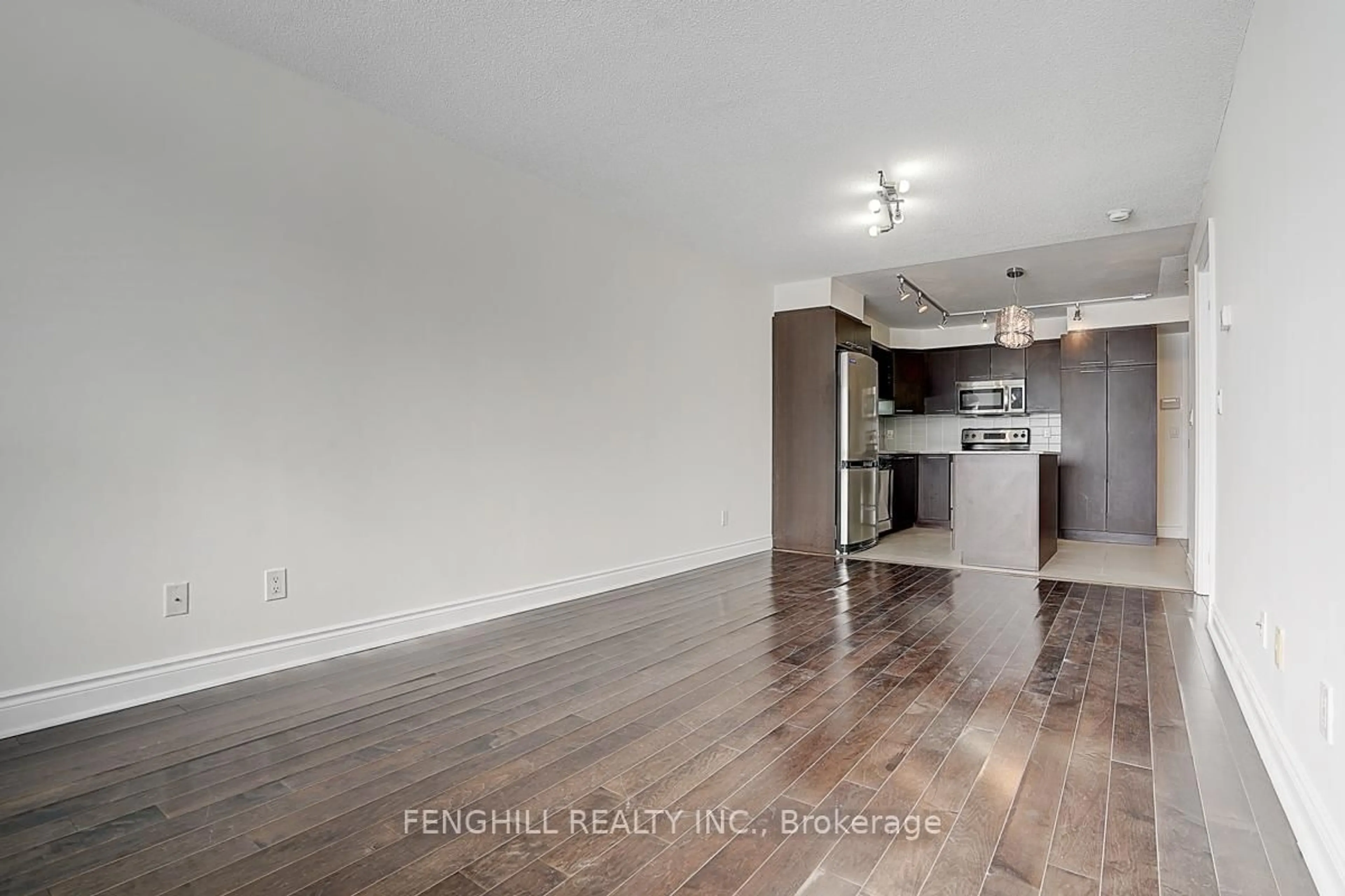 A pic of a room for 37 Galleria Pkwy #709, Markham Ontario L3T 0A5