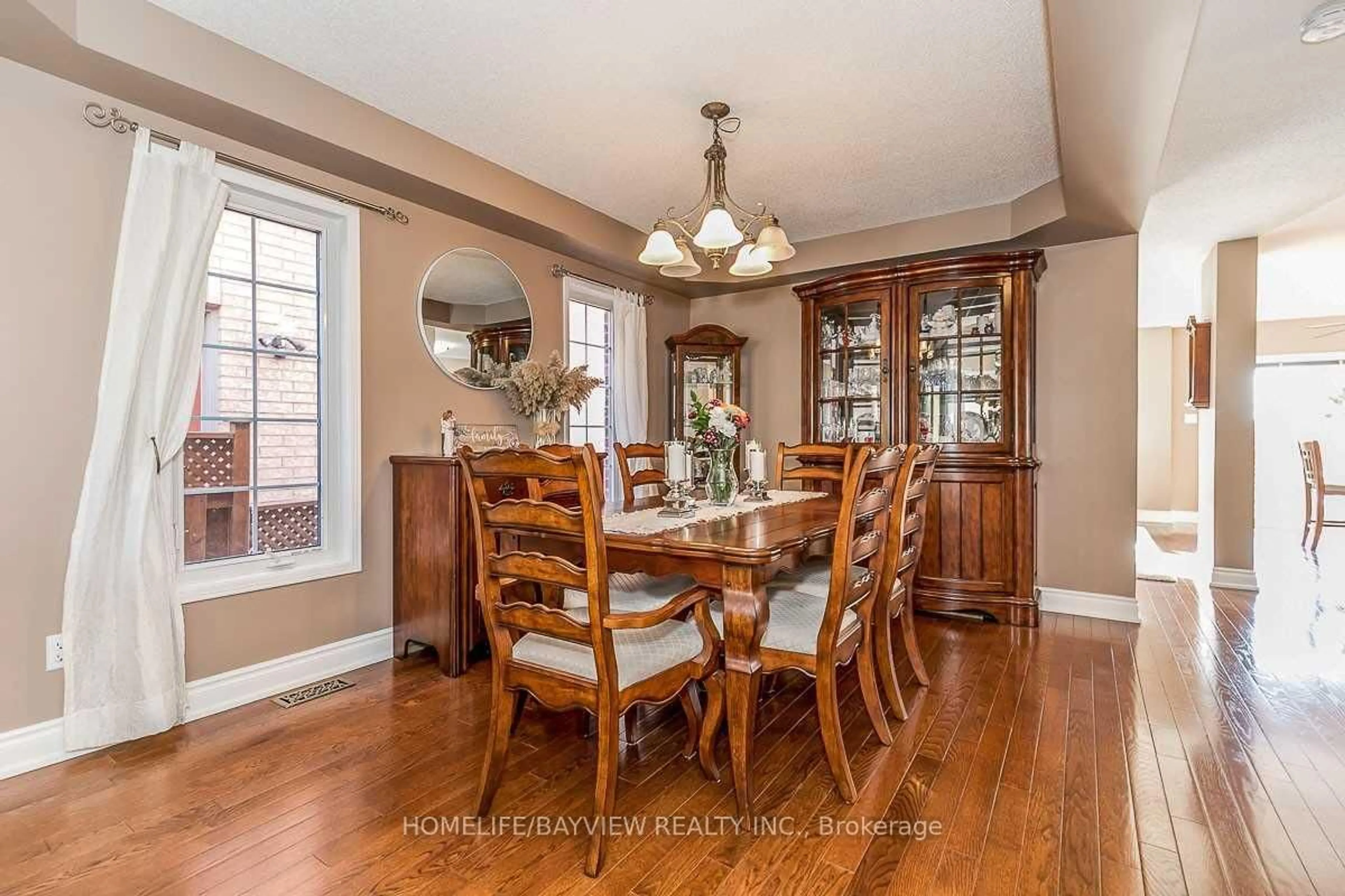 Dining room, wood/laminate floor for 644 Mcbean Ave, Newmarket Ontario L3X 2J5