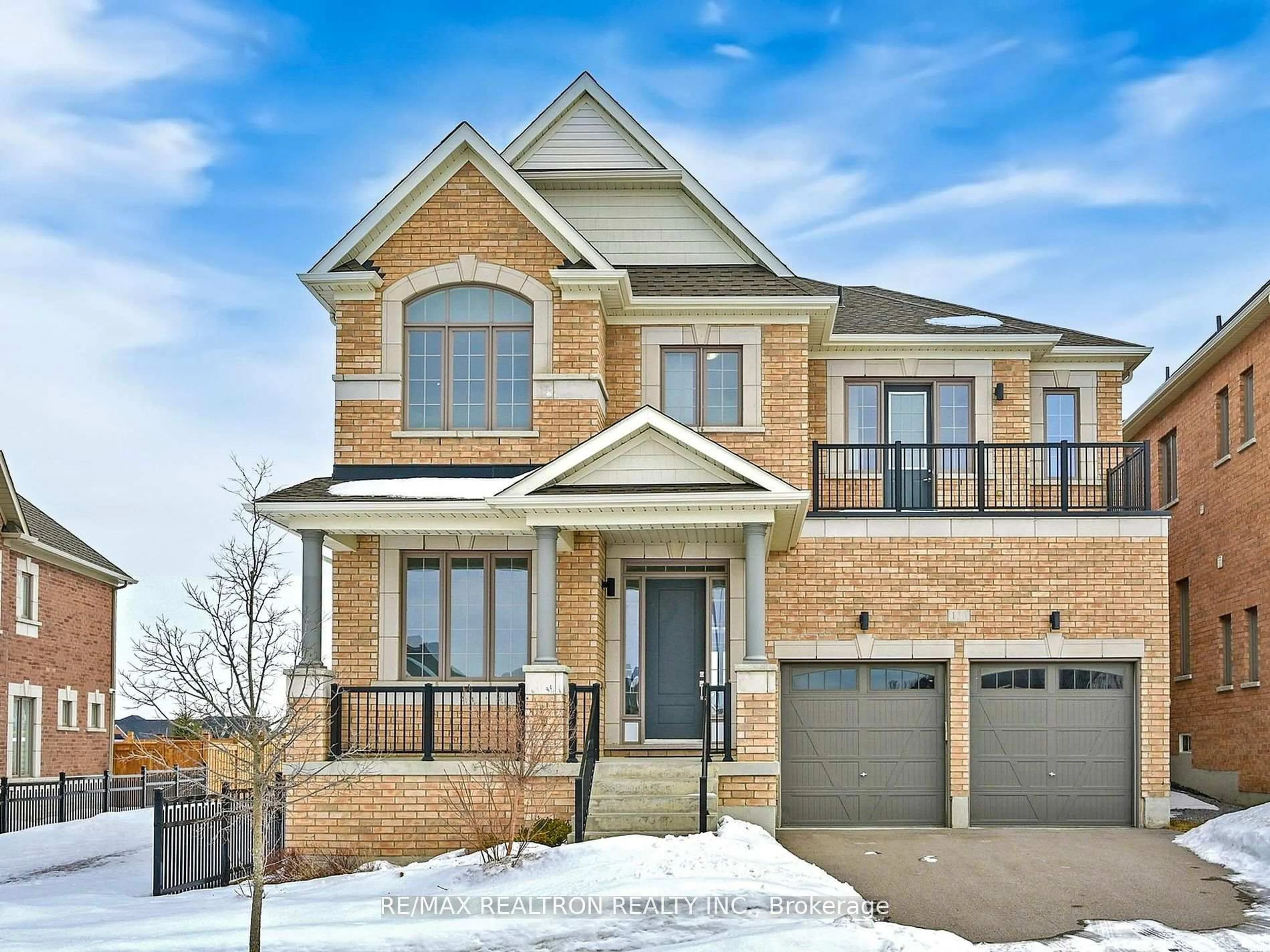 Home with brick exterior material, street for 130 Frank Kelly Dr, East Gwillimbury Ontario L9N 0V1