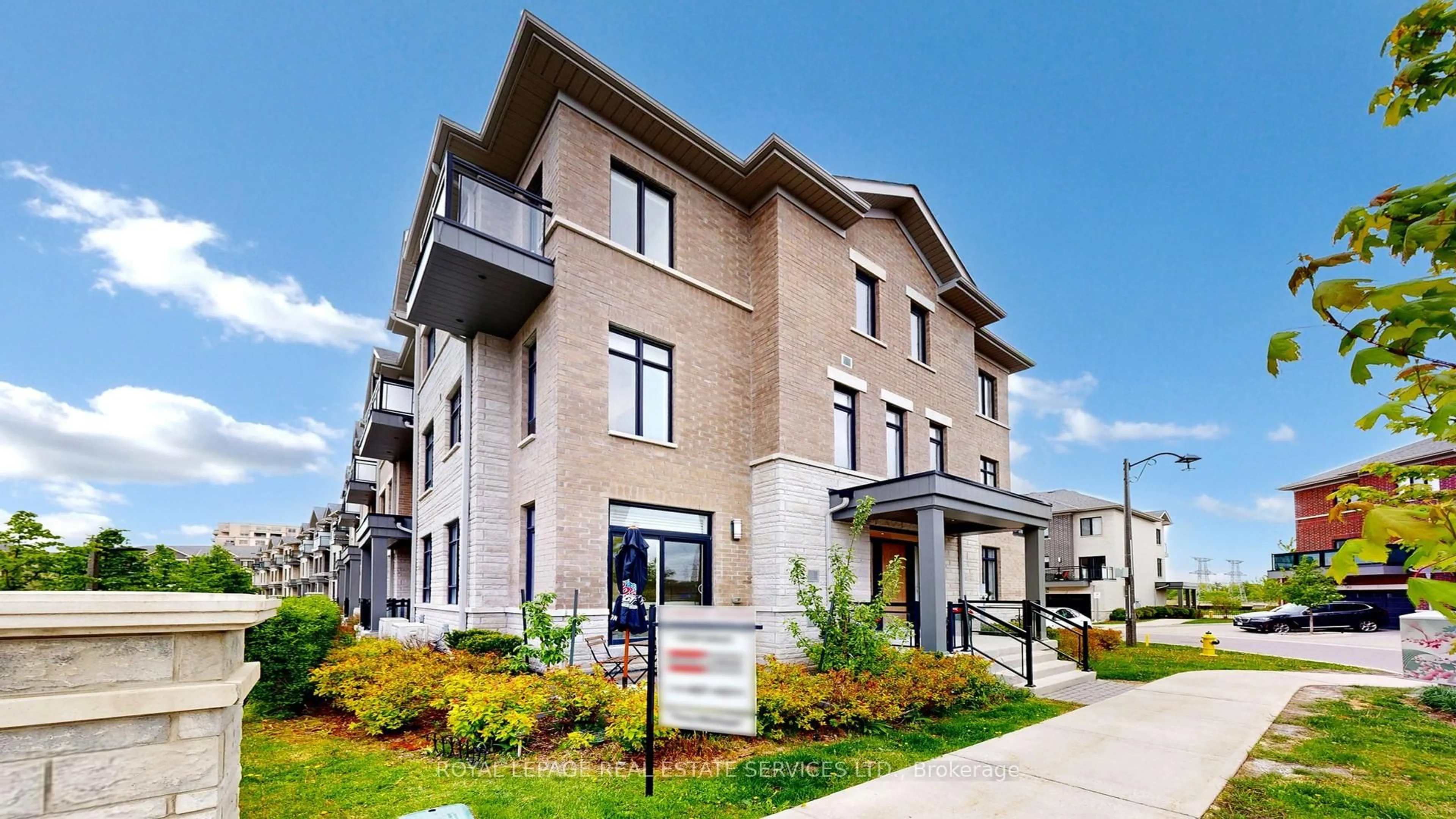 Home with brick exterior material, street for 51 Feeney Lane, Markham Ontario L3T 0G3