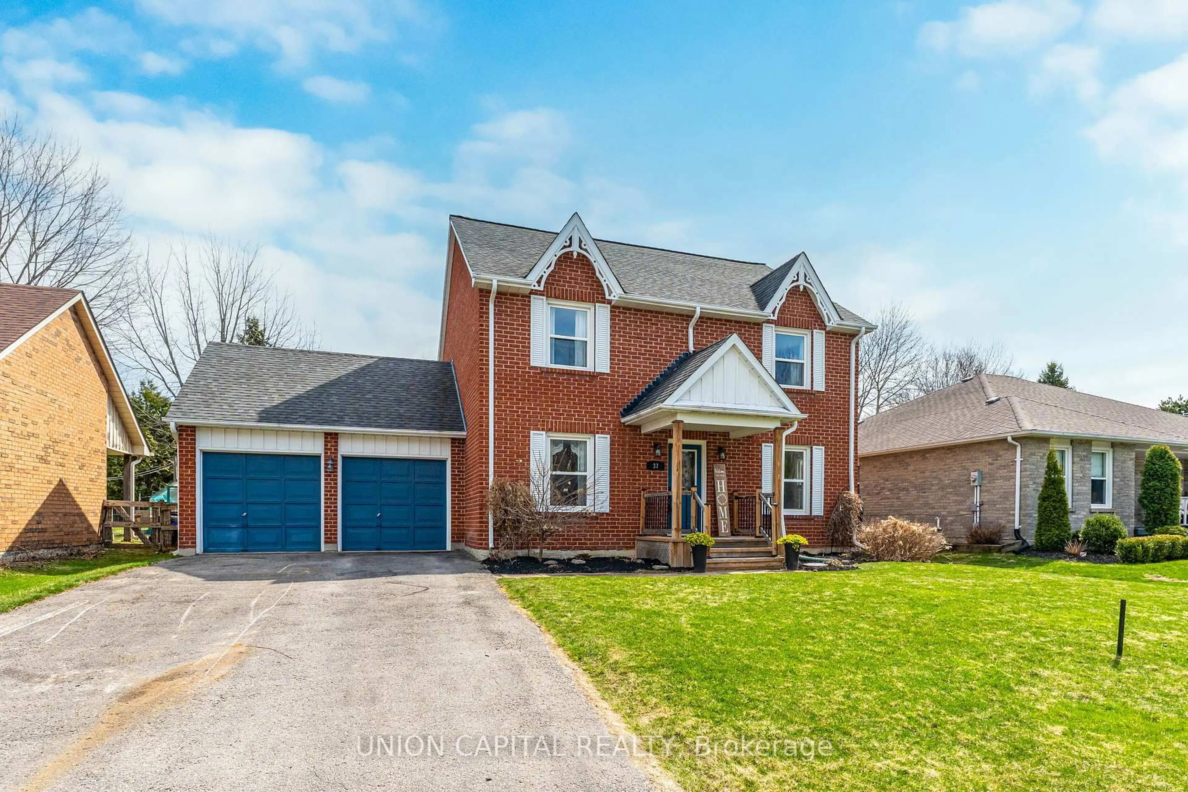 Home with brick exterior material, street for 37 Carmody Lane, Uxbridge Ontario L9P 1A5