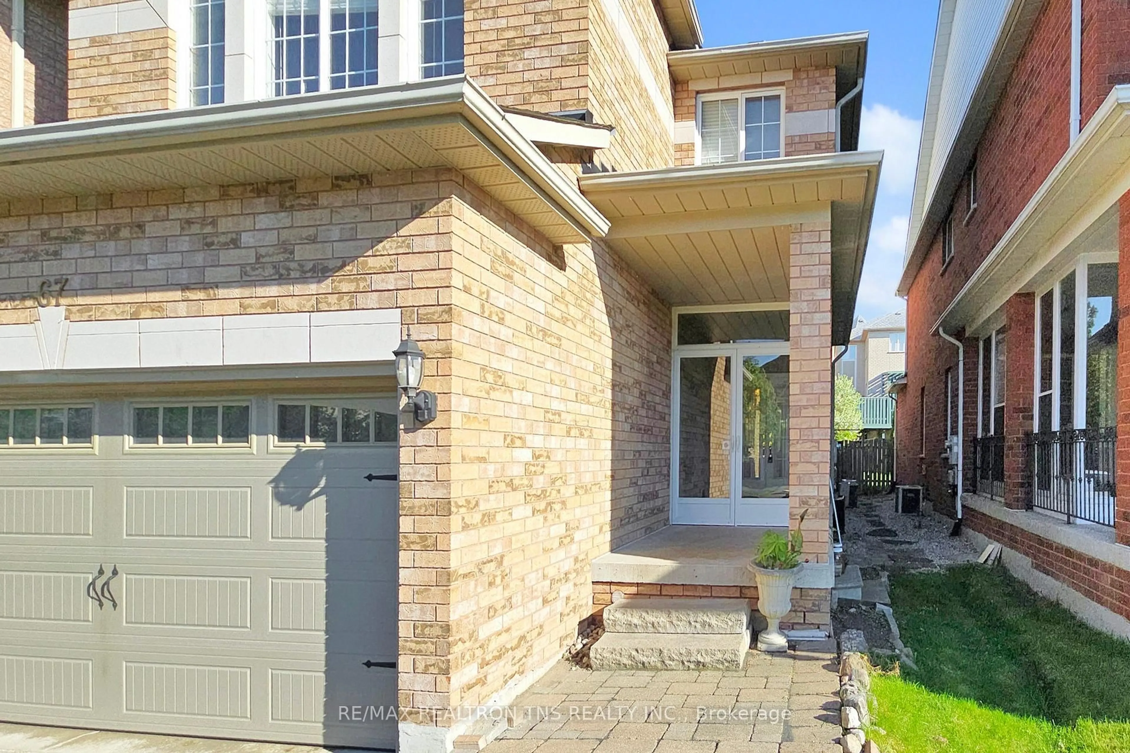 Home with brick exterior material, street for 67 Angelica Ave, Richmond Hill Ontario L4S 2C9