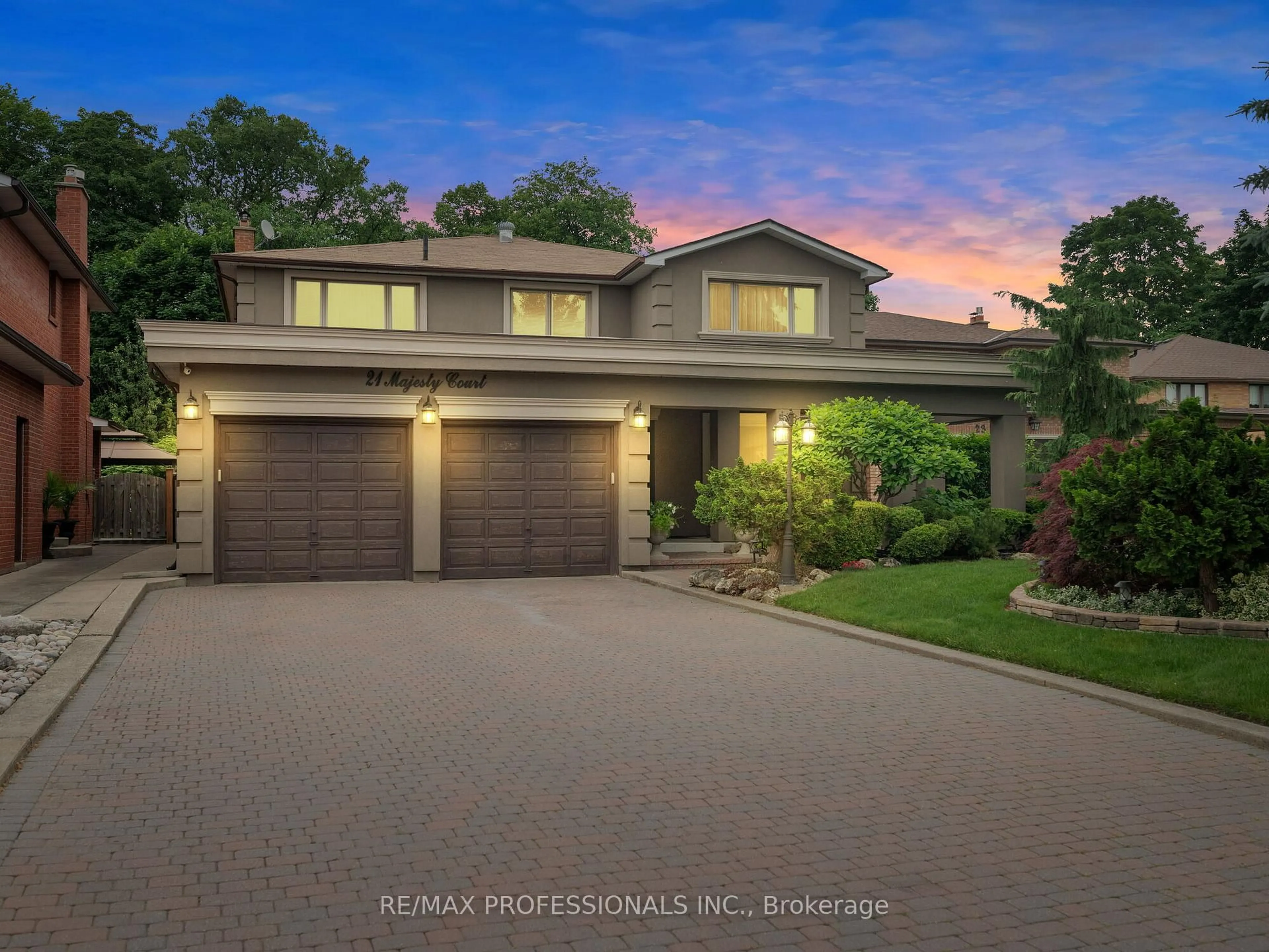 Home with brick exterior material, street for 21 Majesty Crt, Vaughan Ontario L4L 3S6