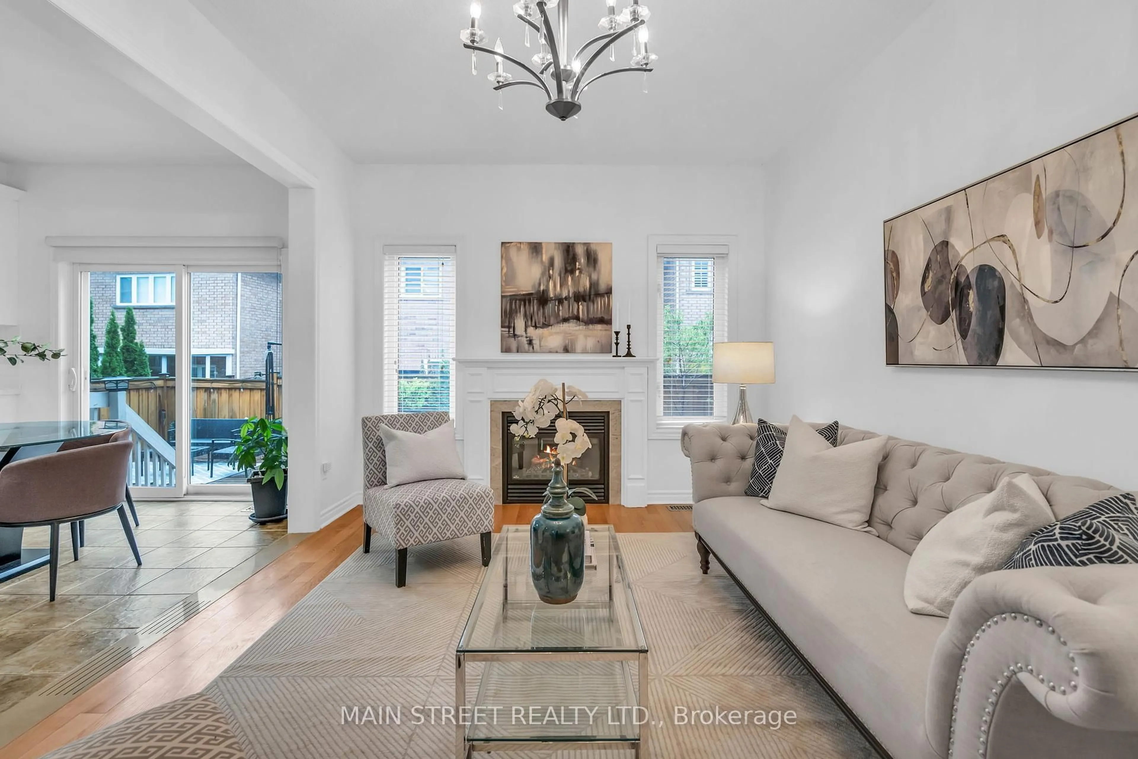 Living room with furniture, unknown for 90 Moderna Dr, Vaughan Ontario L4H 0R7