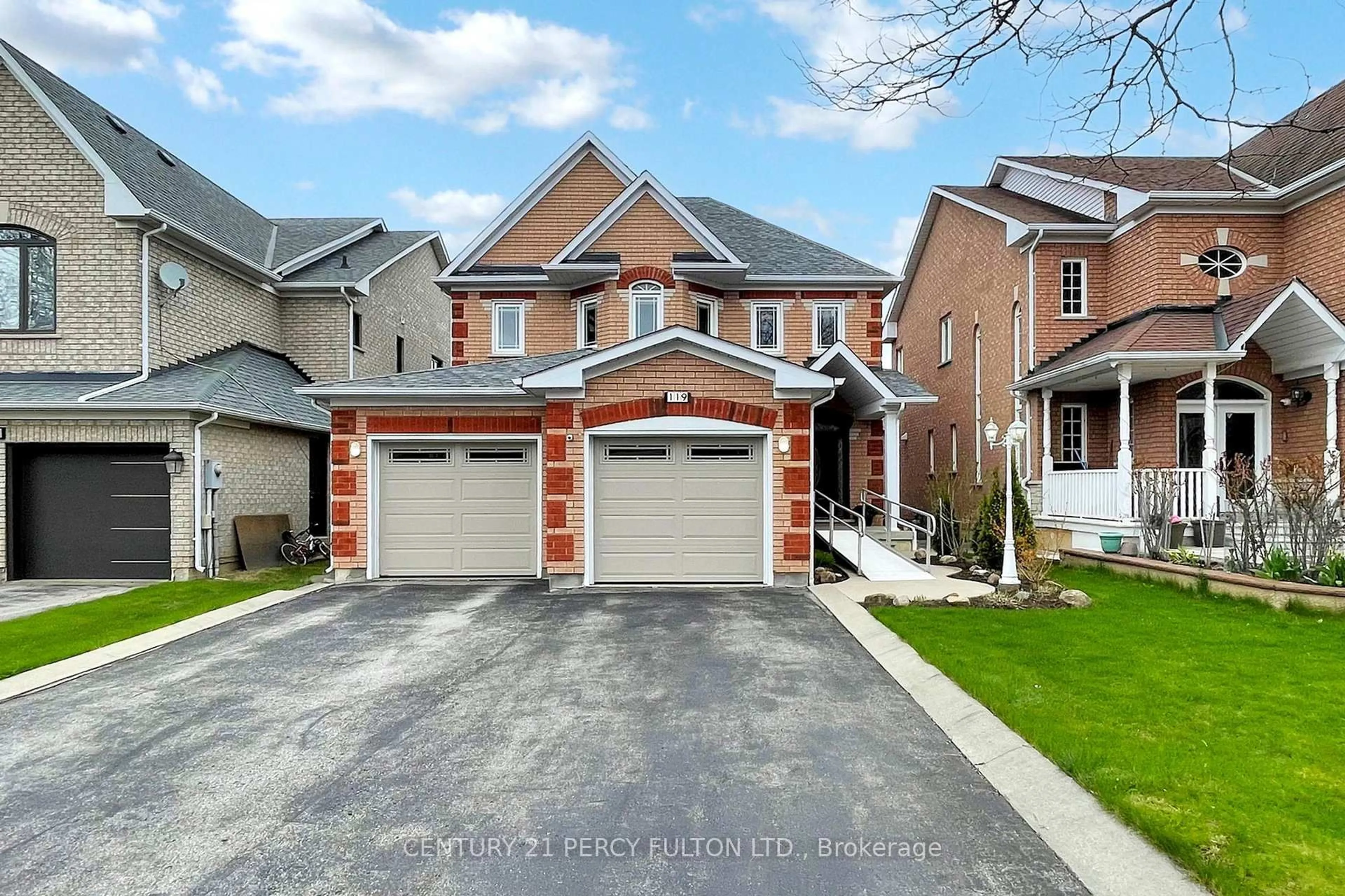 Home with brick exterior material, street for 119 Elvira Cres, Markham Ontario L3S 3S7