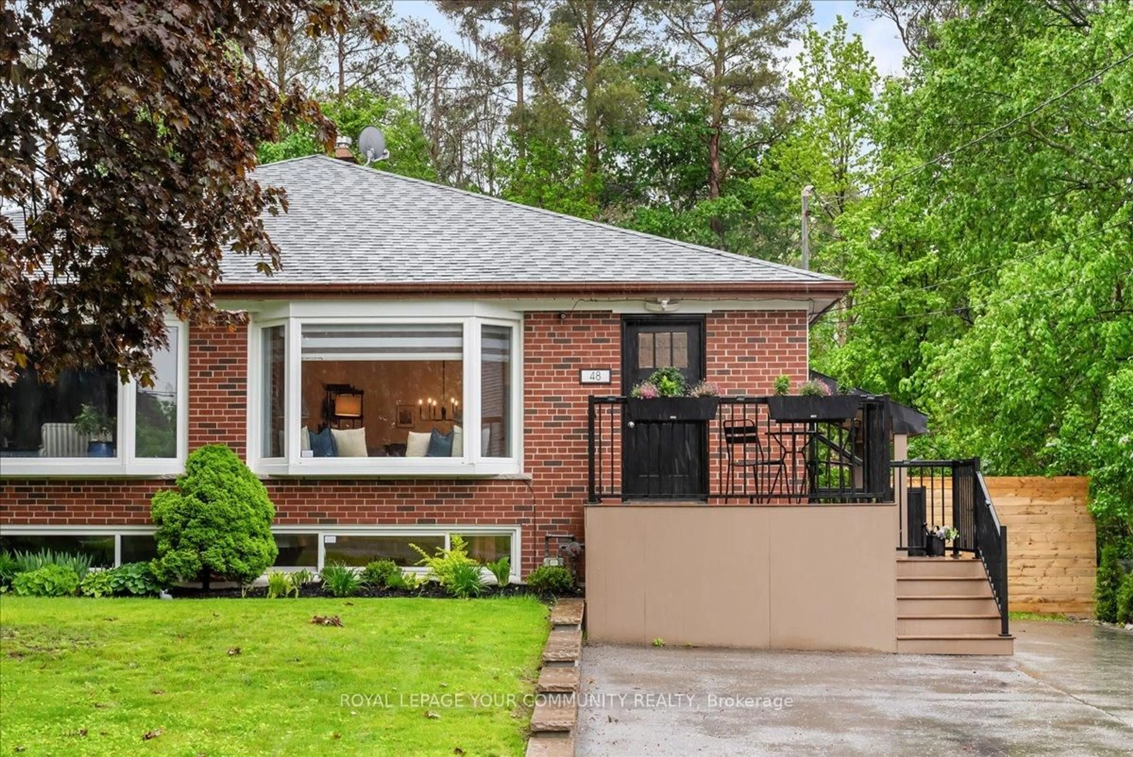 Home with brick exterior material, street for 48 Bell St, Uxbridge Ontario L9P 1L1