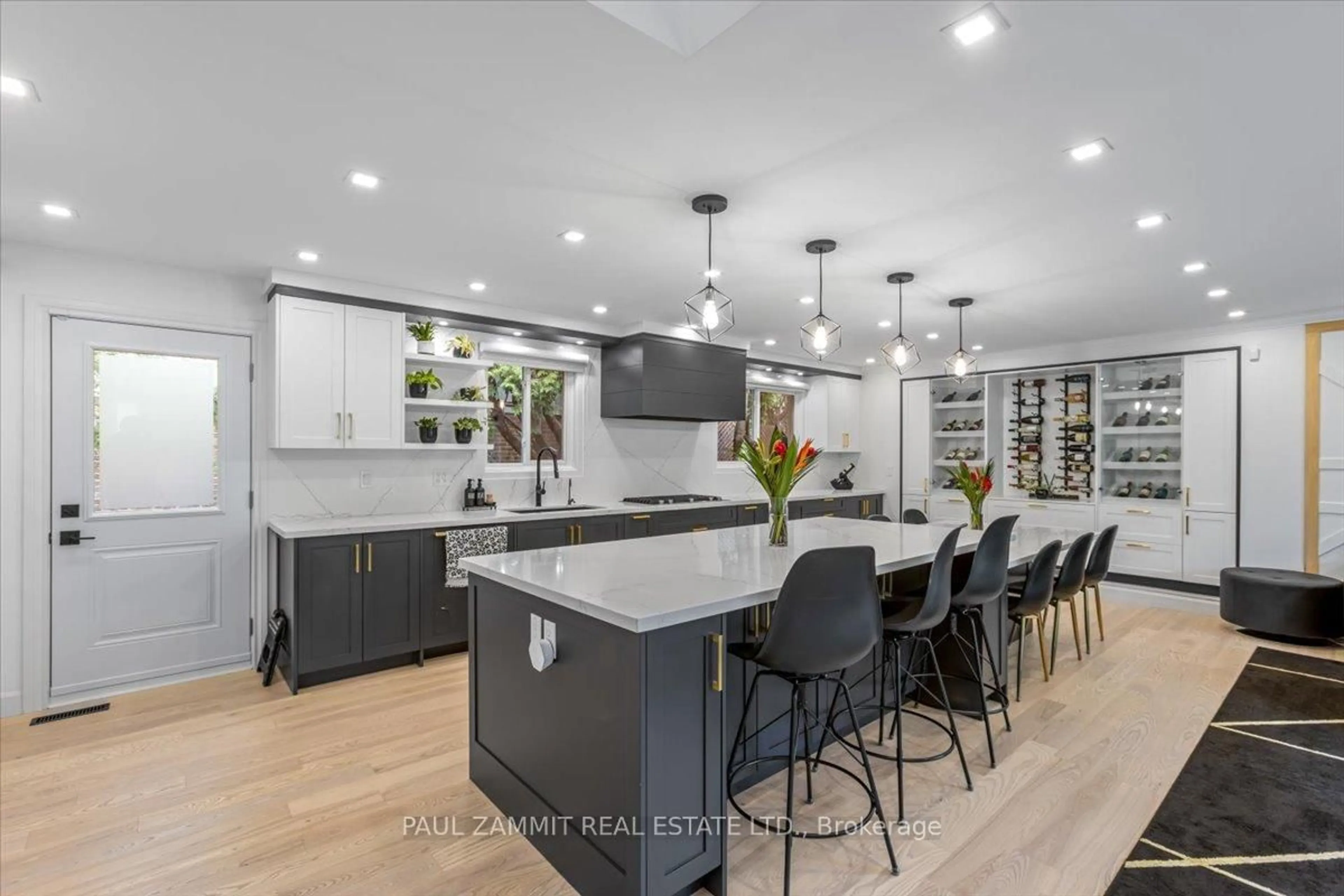 Open concept kitchen, unknown for 131 Simonston Blvd, Markham Ontario L3T 4M1