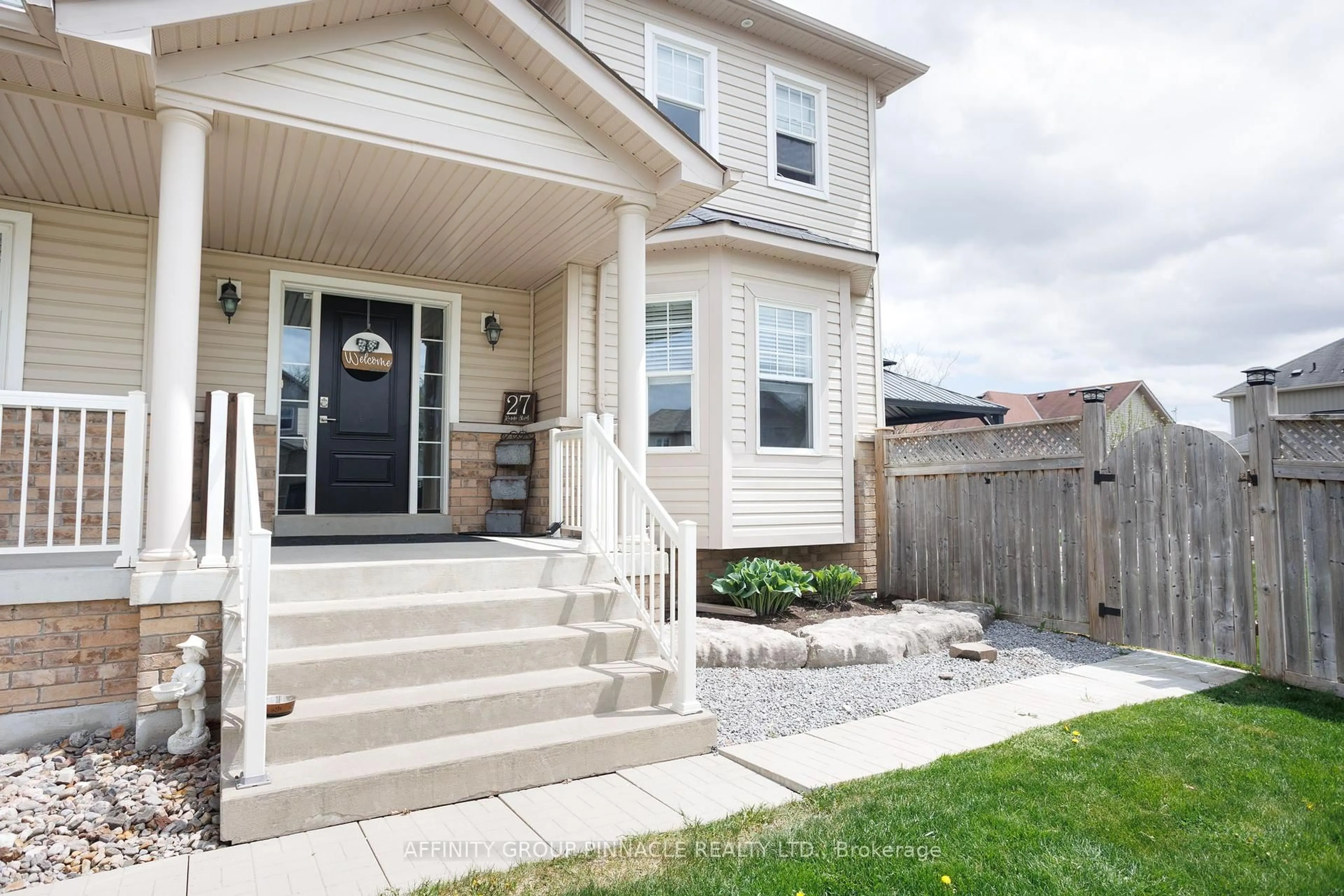 Unknown for 27 Rennie St, Brock Ontario L0C 1H0