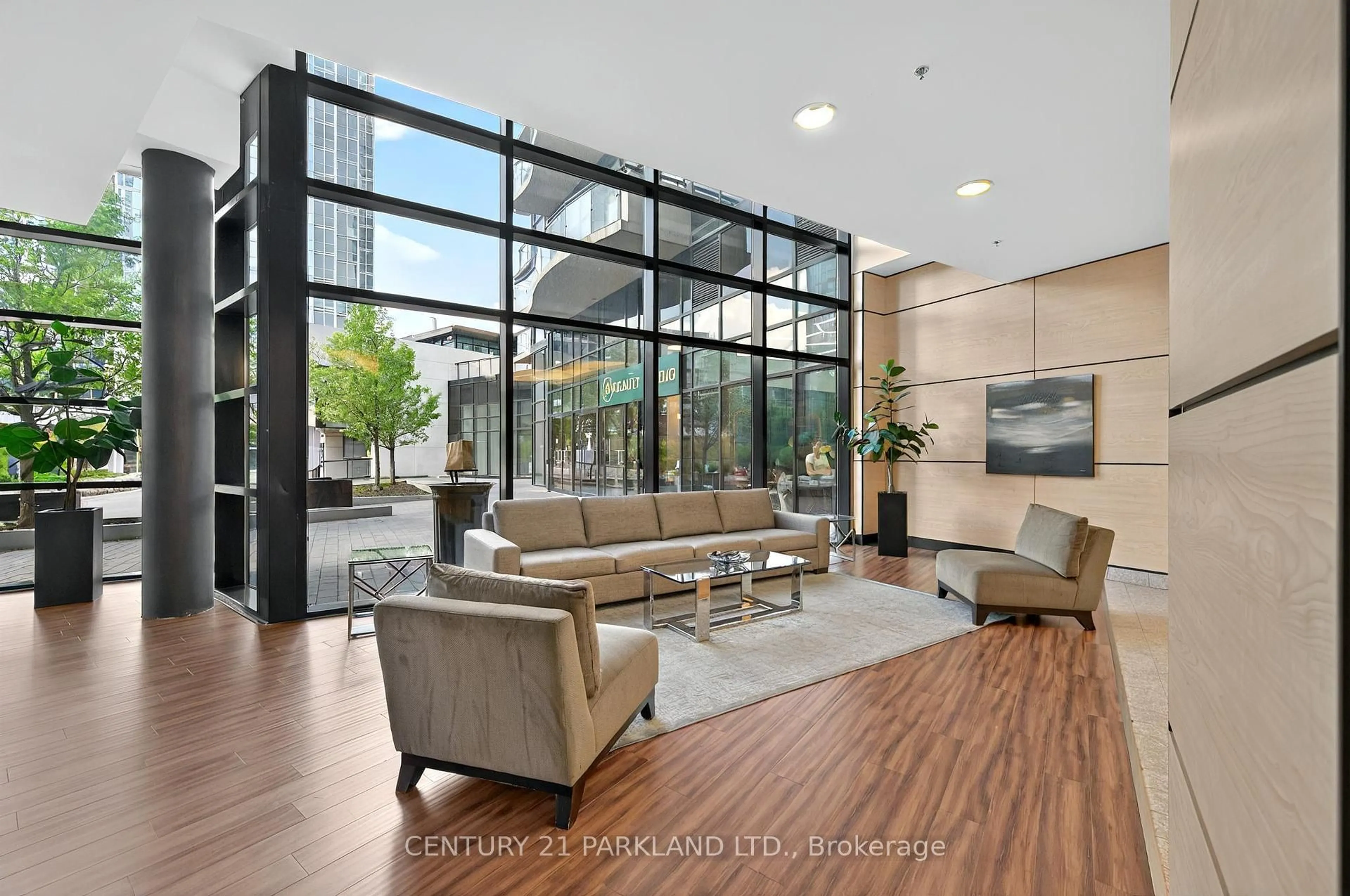 Indoor foyer for 2900 Highway 7 Rd #1407, Vaughan Ontario L4K 1W8