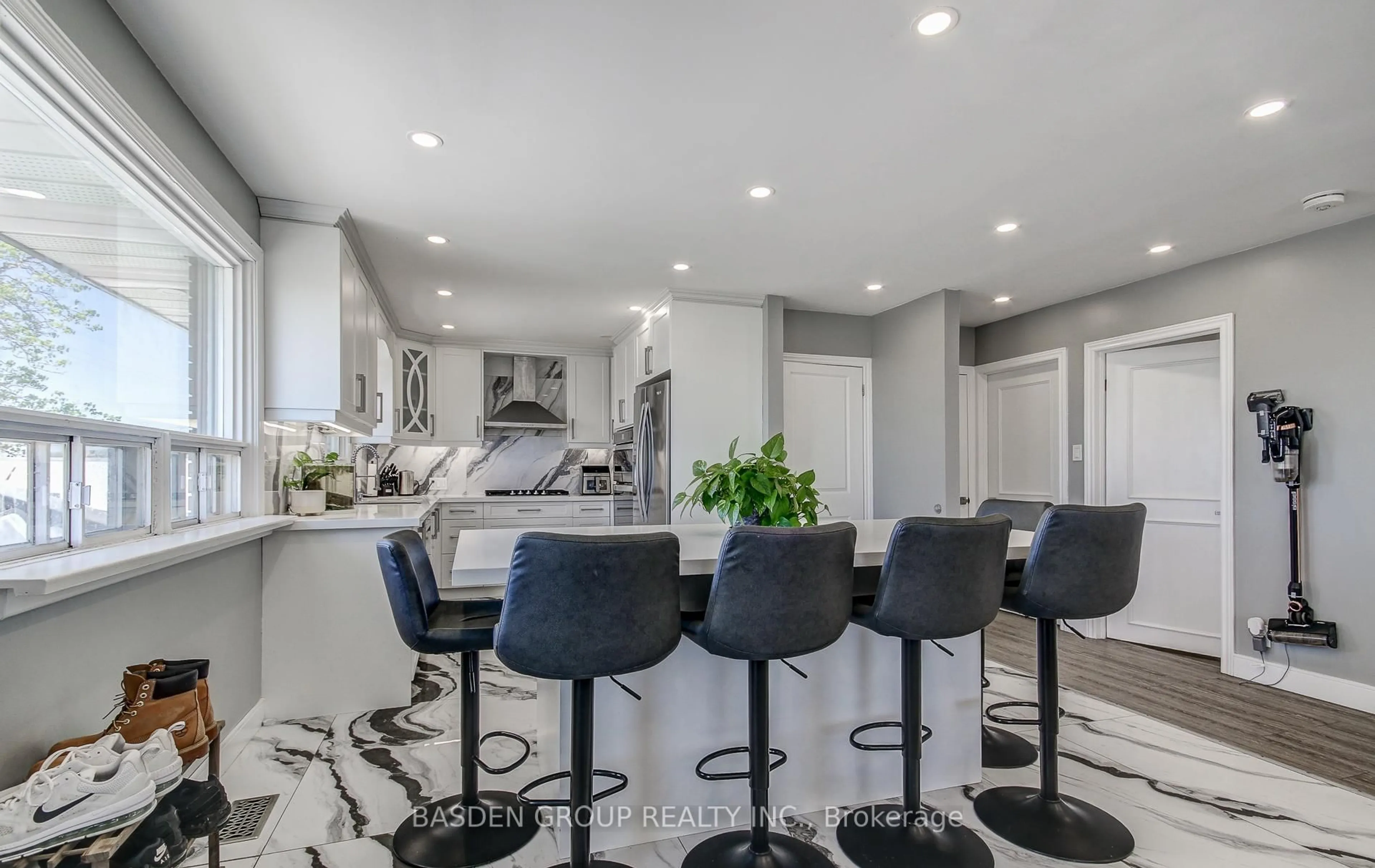 Contemporary kitchen, ceramic/tile floor for 545 Wist Rd, King Ontario L7B 0E9