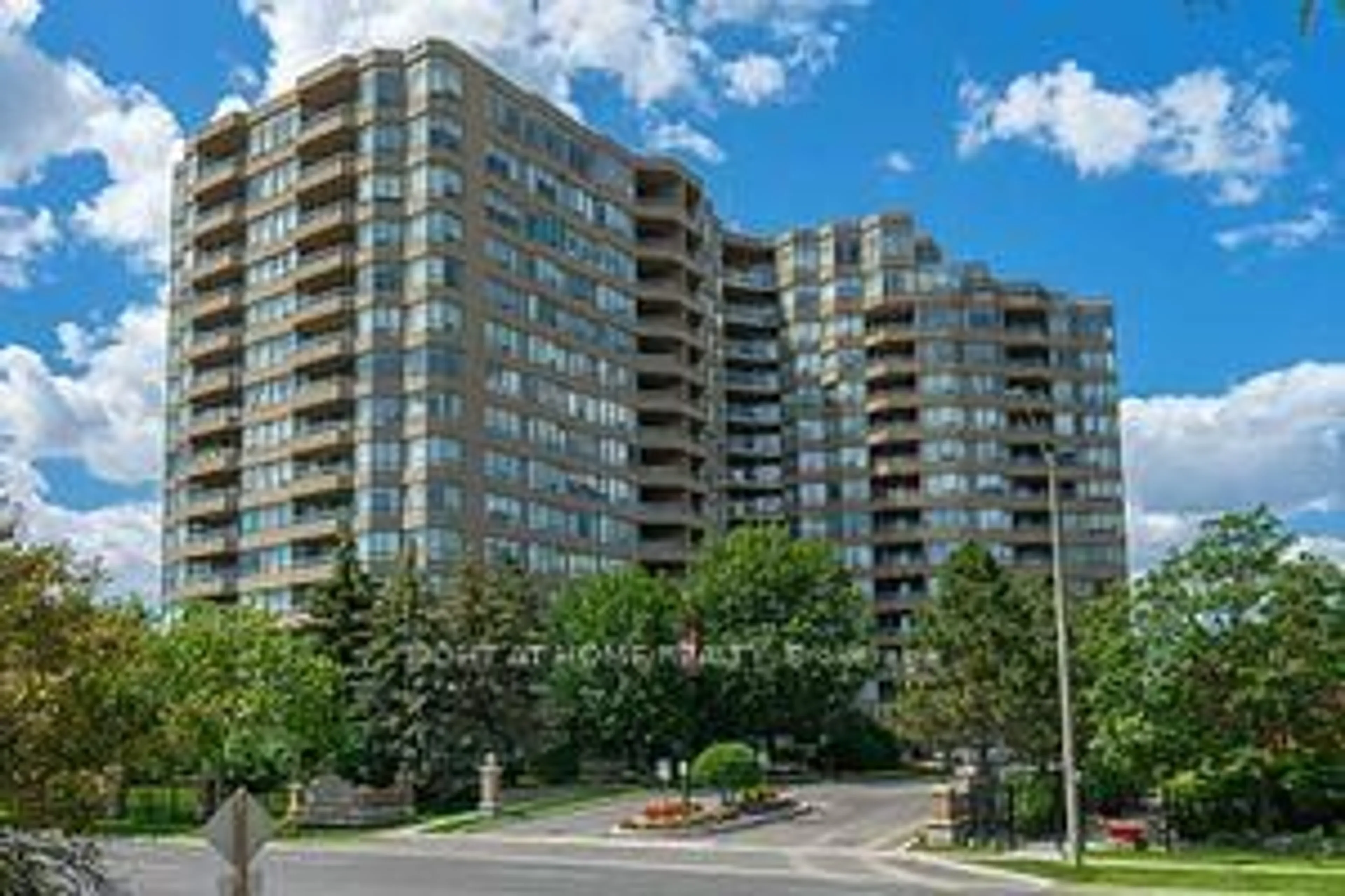 A pic from outside/outdoor area/front of a property/back of a property/a pic from drone, city buildings view from balcony for 610 Bullock Dr #914, Markham Ontario L3R 0G1