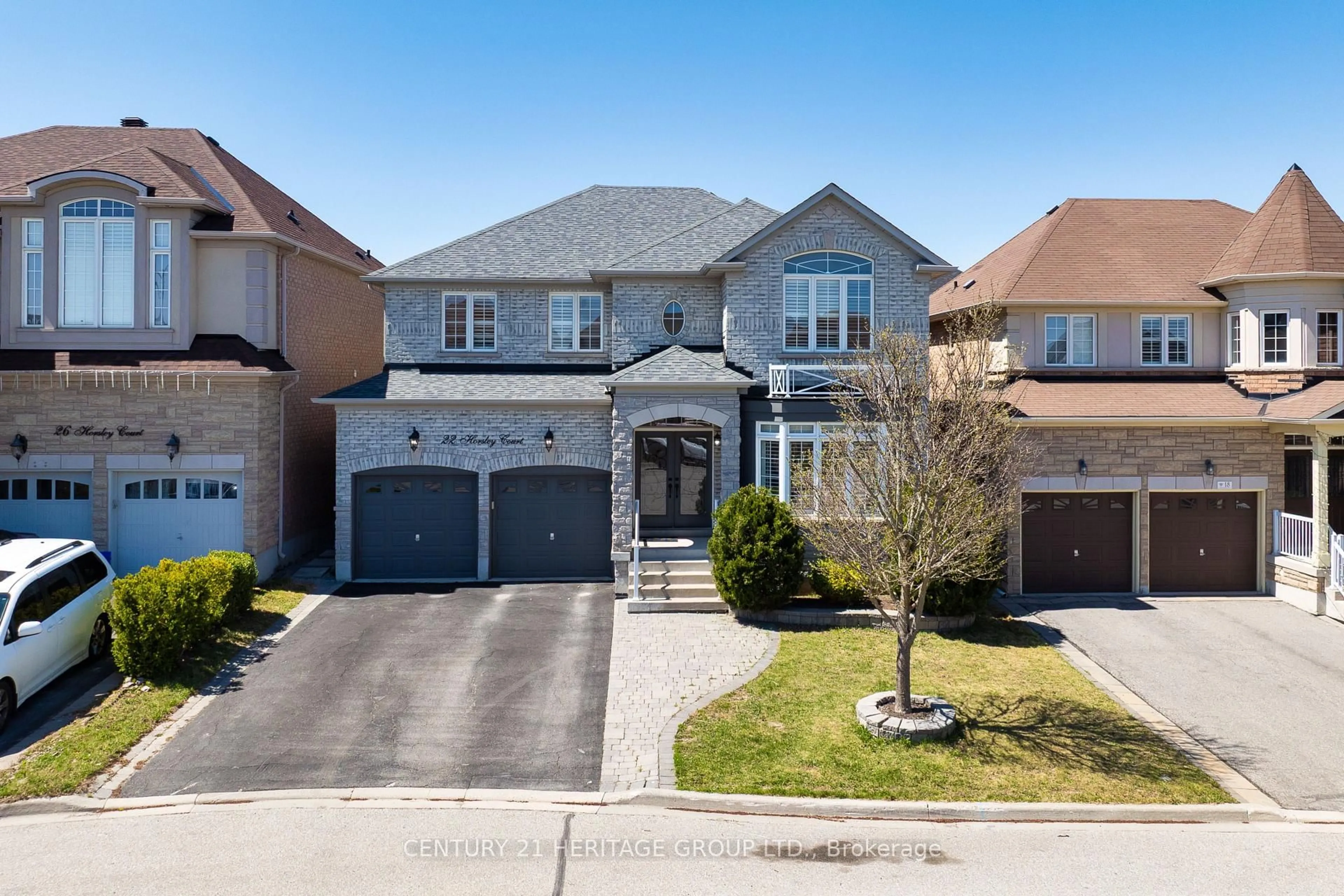 Home with brick exterior material, street for 22 Horsley Crt, Aurora Ontario L4G 0H7