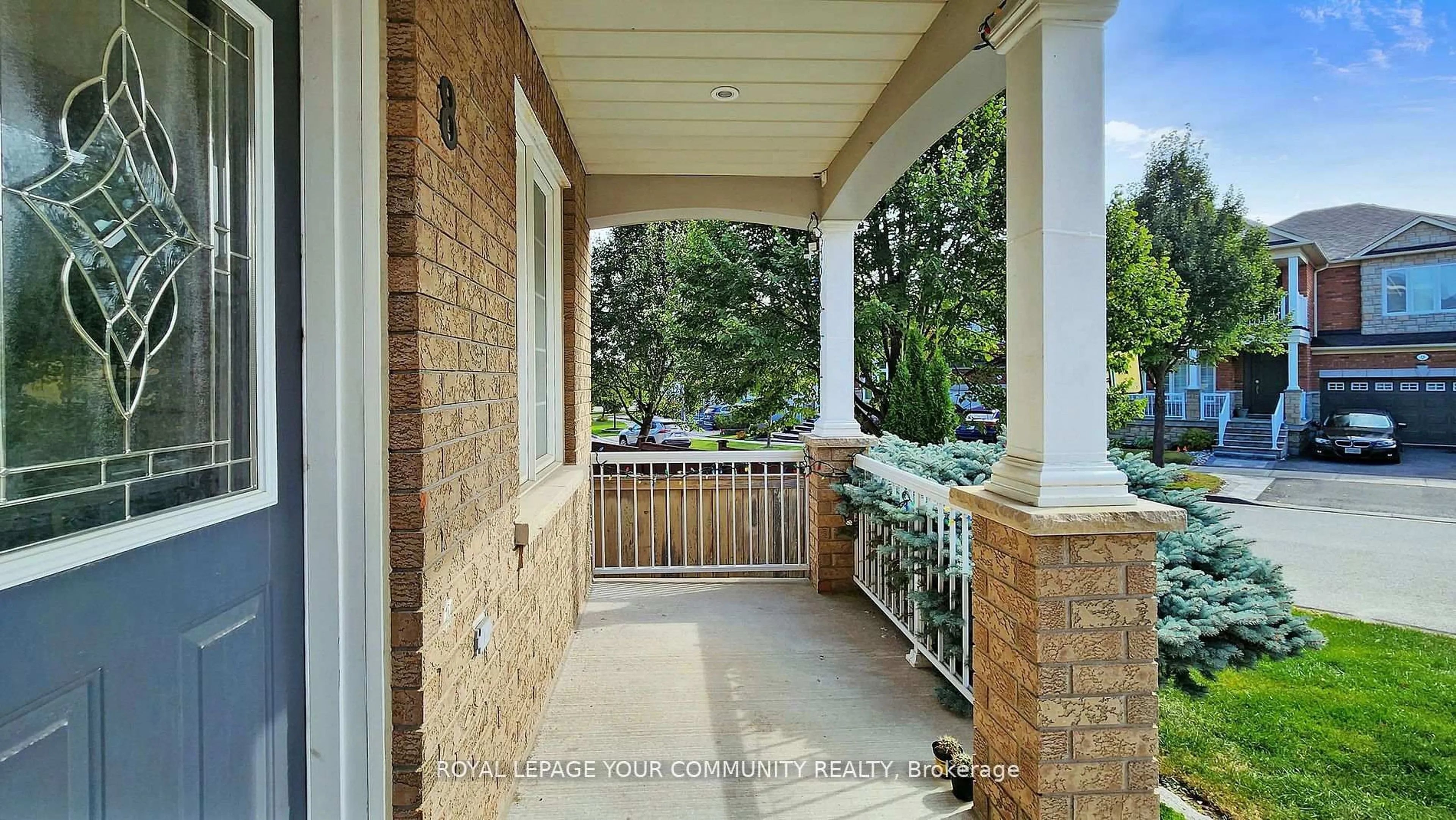 Home with brick exterior material, street for 8 Candlewood Crt, Markham Ontario L6E 1Y1