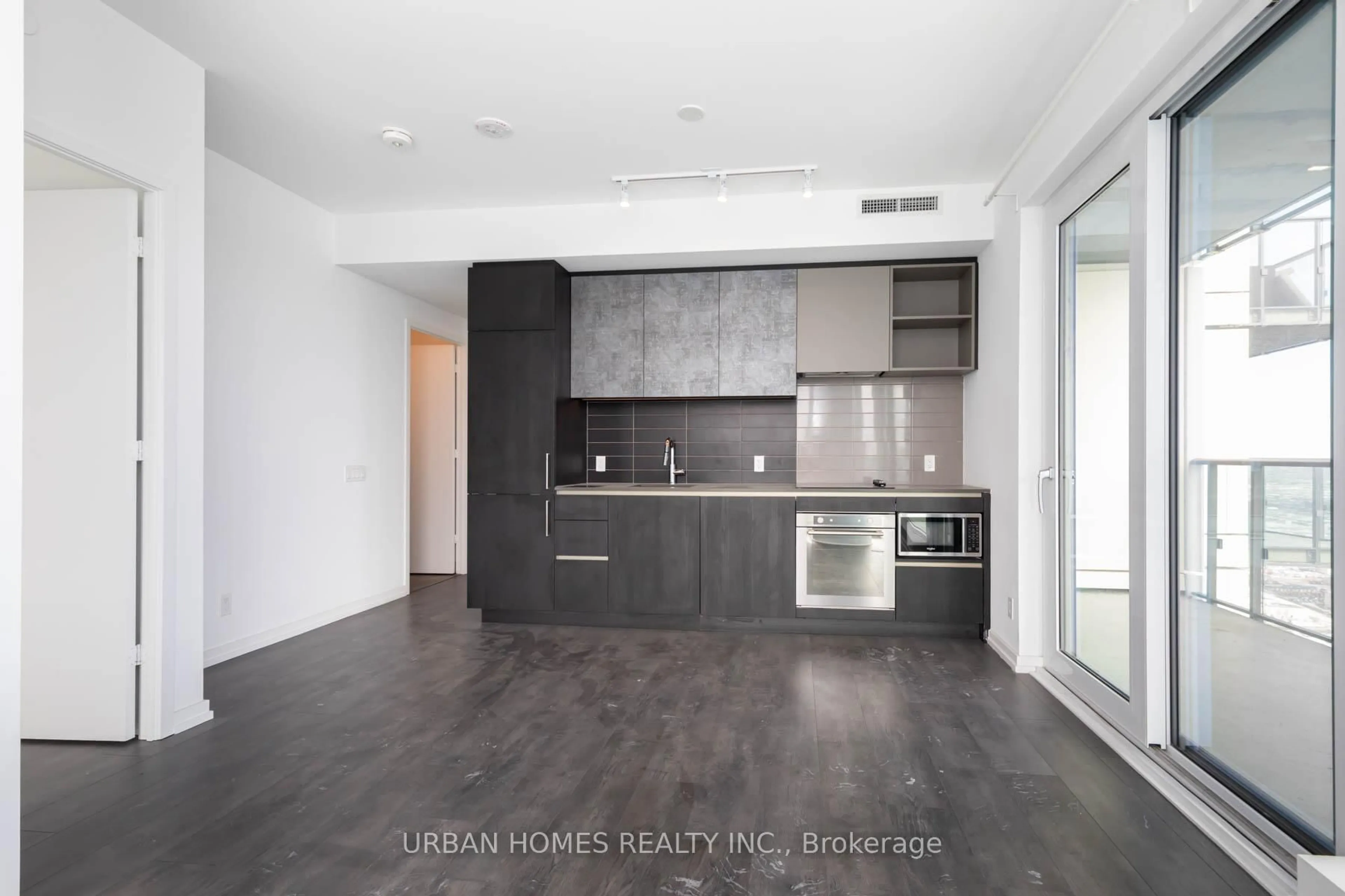Unknown for 7890 Jane St #5312, Vaughan Ontario L4K 0K9