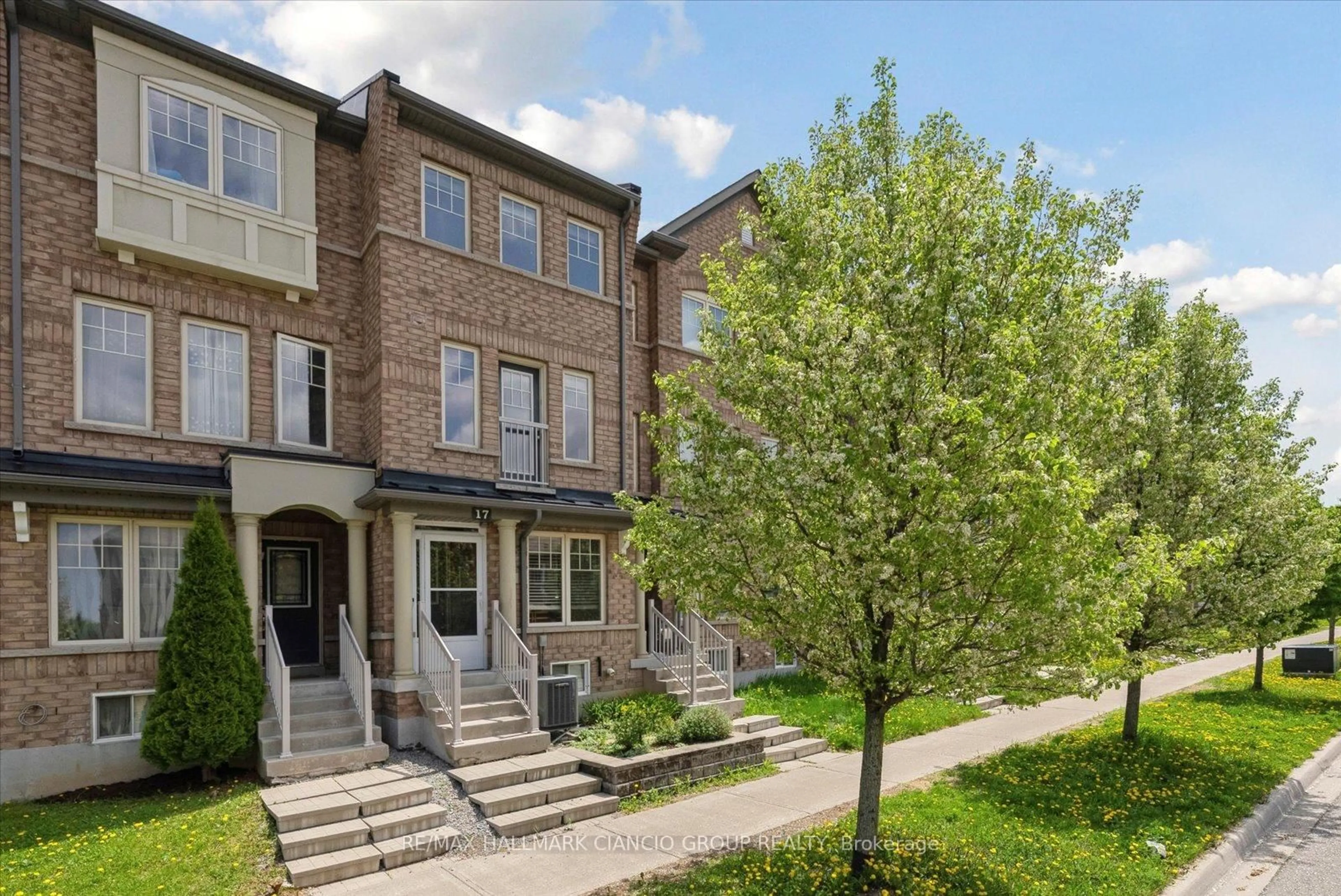 Home with brick exterior material, street for 17 Valliere Dr, Markham Ontario L6C 0M7