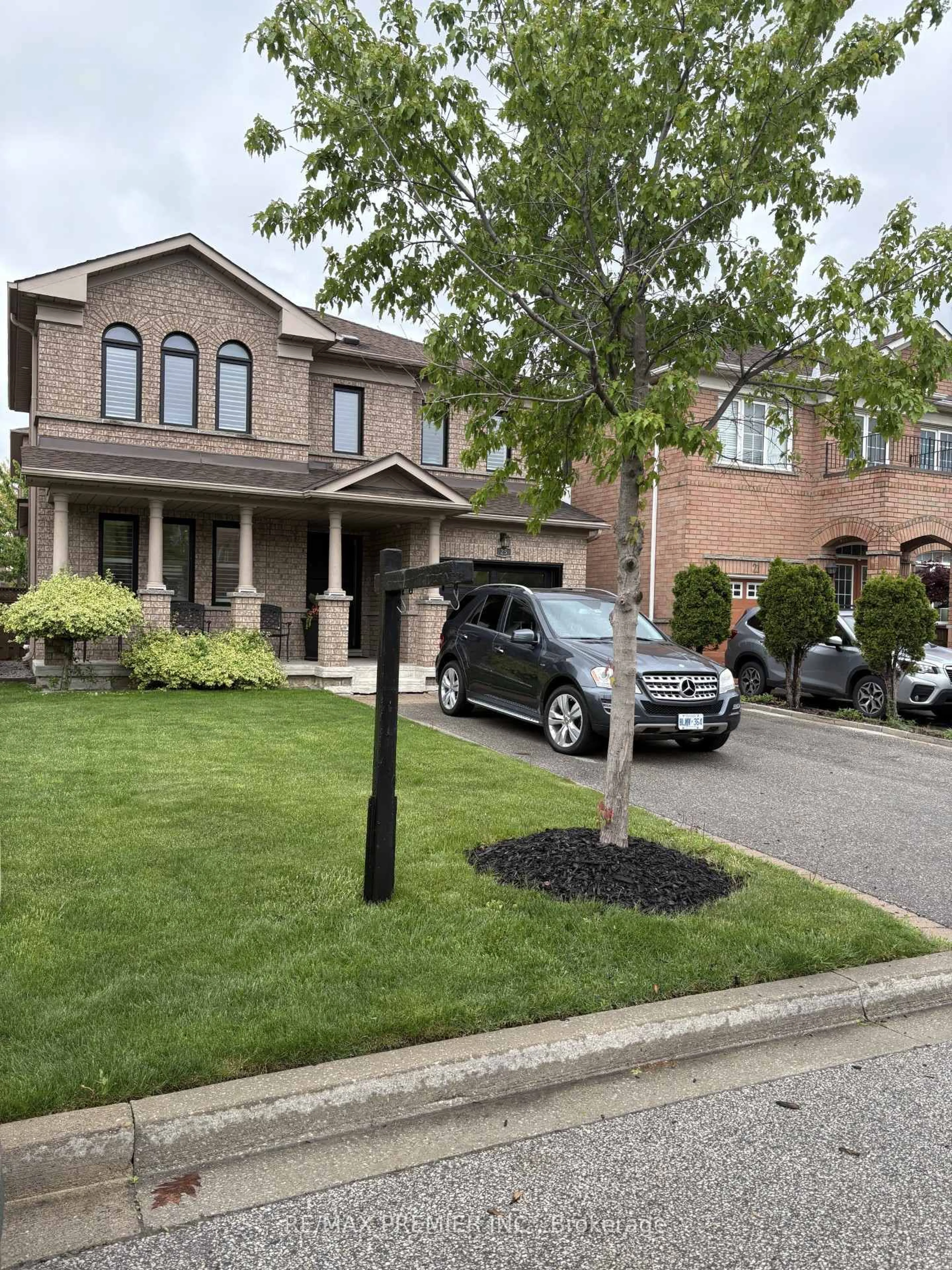 Home with brick exterior material, street for 25 Skylark Dr, Vaughan Ontario L4H 2C3