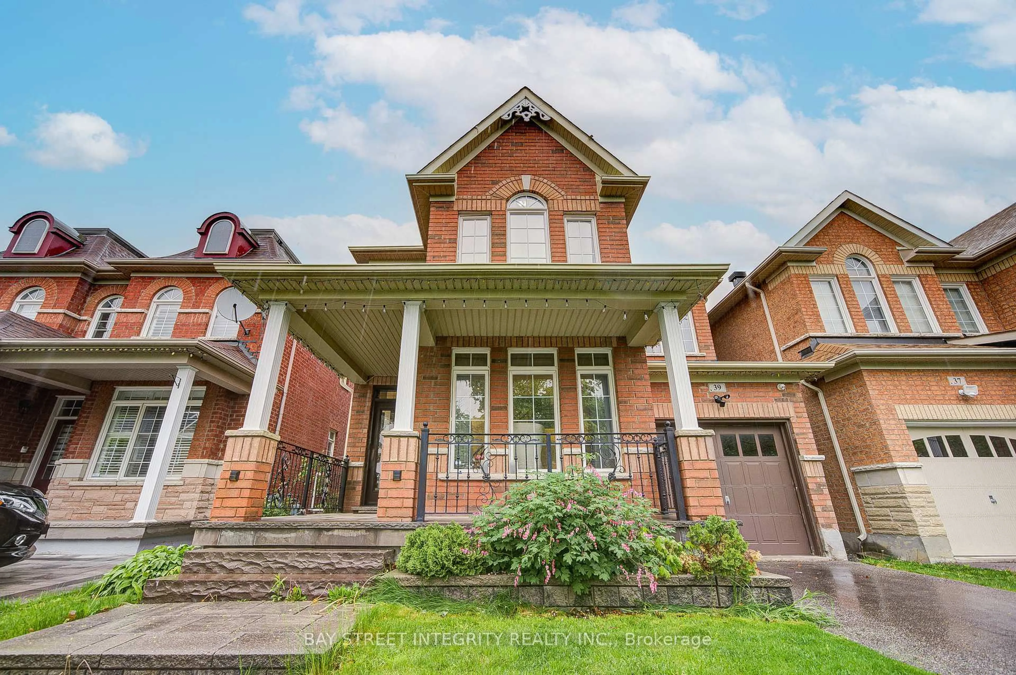 Home with brick exterior material, street for 39 Forestbrook Dr, Markham Ontario L6B 0E4