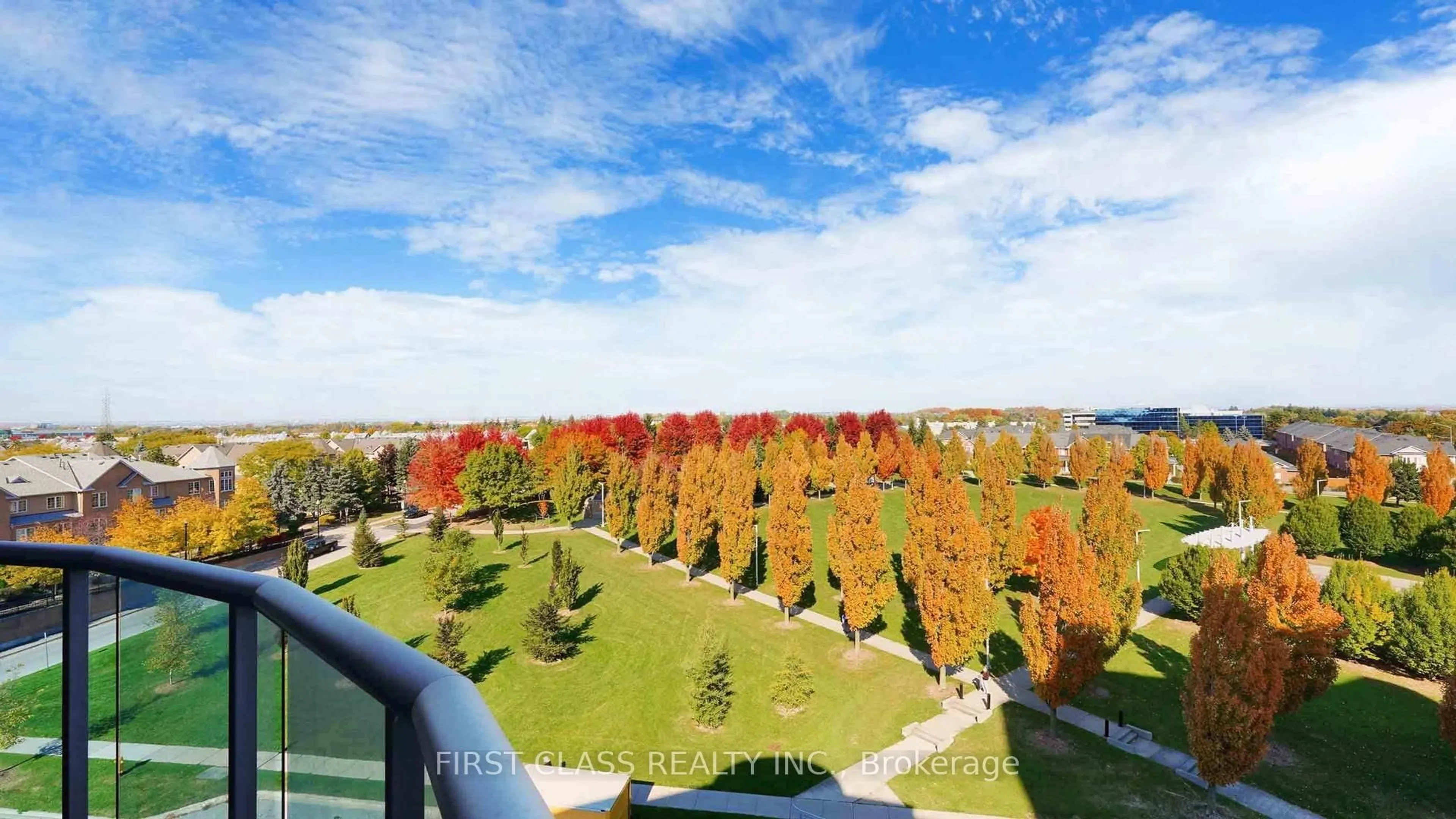 A pic from outside/outdoor area/front of a property/back of a property/a pic from drone, unknown for 33 Cox Blvd #913, Markham Ontario L3R 8A6