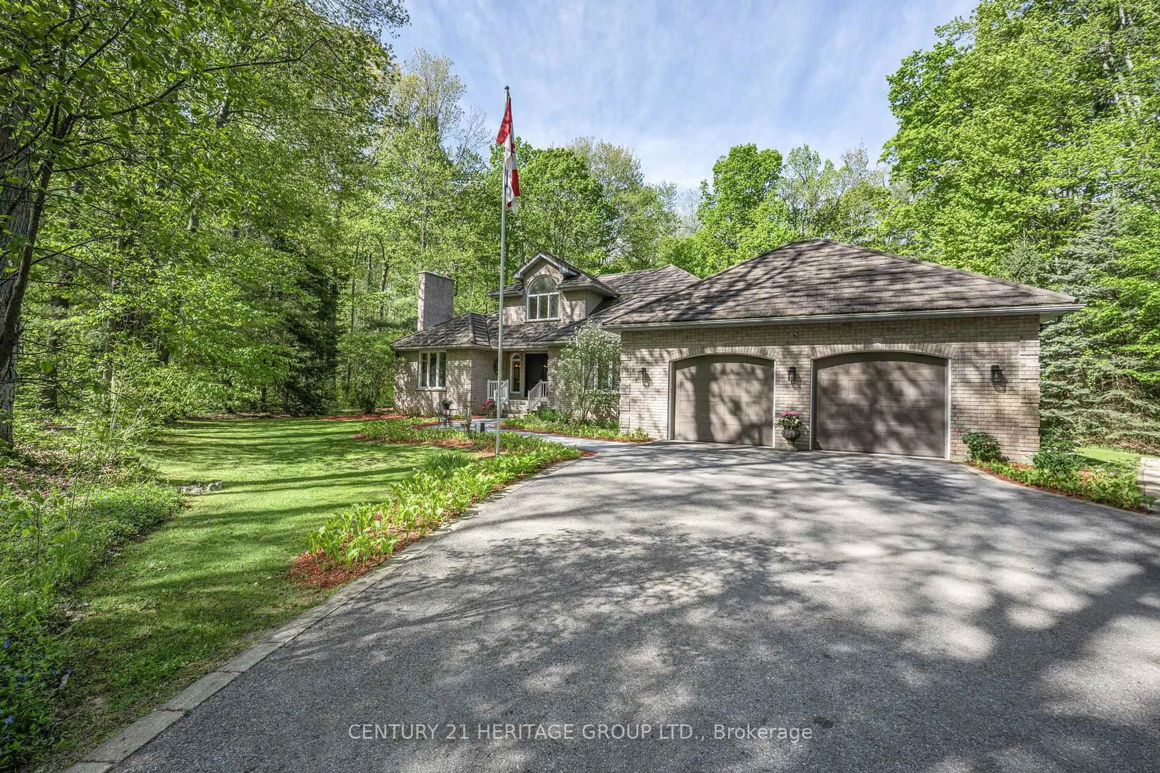 A pic from outside/outdoor area/front of a property/back of a property/a pic from drone, unknown for 51 Deer Lane, Adjala-Tosorontio Ontario L0M 1J0