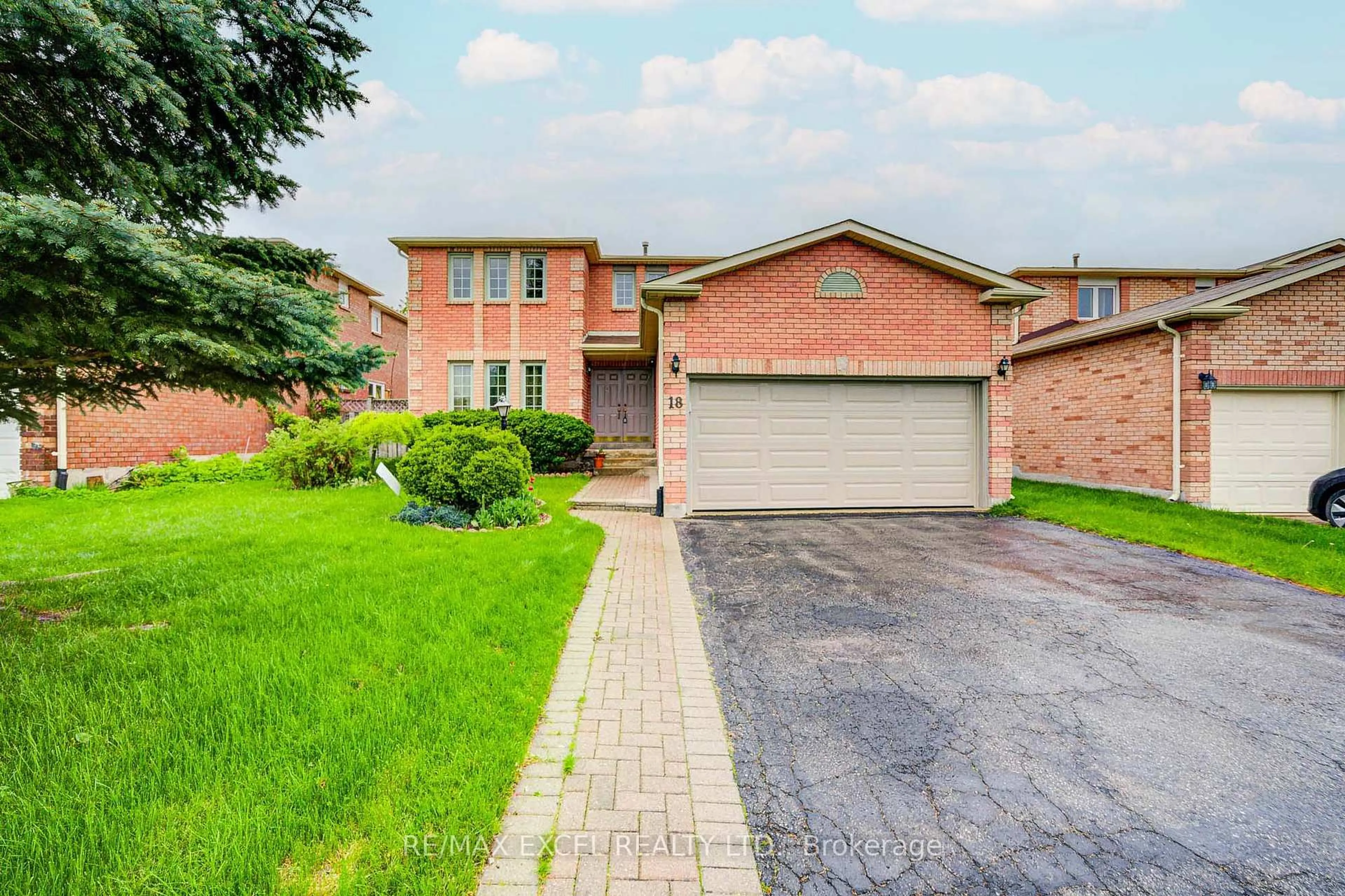 Home with brick exterior material, street for 18 Tamara Dr, Richmond Hill Ontario L4S 1E7