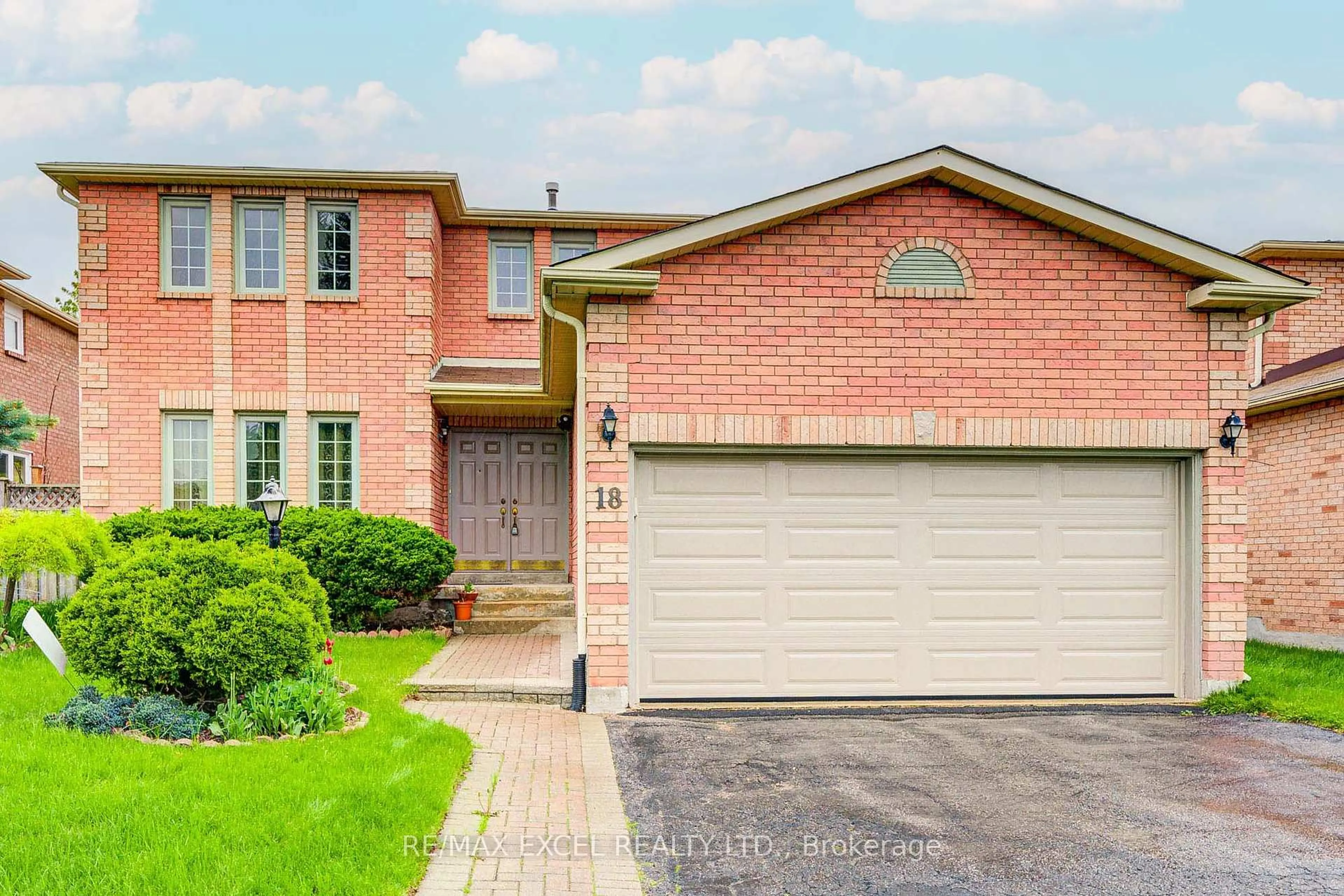 Home with brick exterior material, street for 18 Tamara Dr, Richmond Hill Ontario L4S 1E7