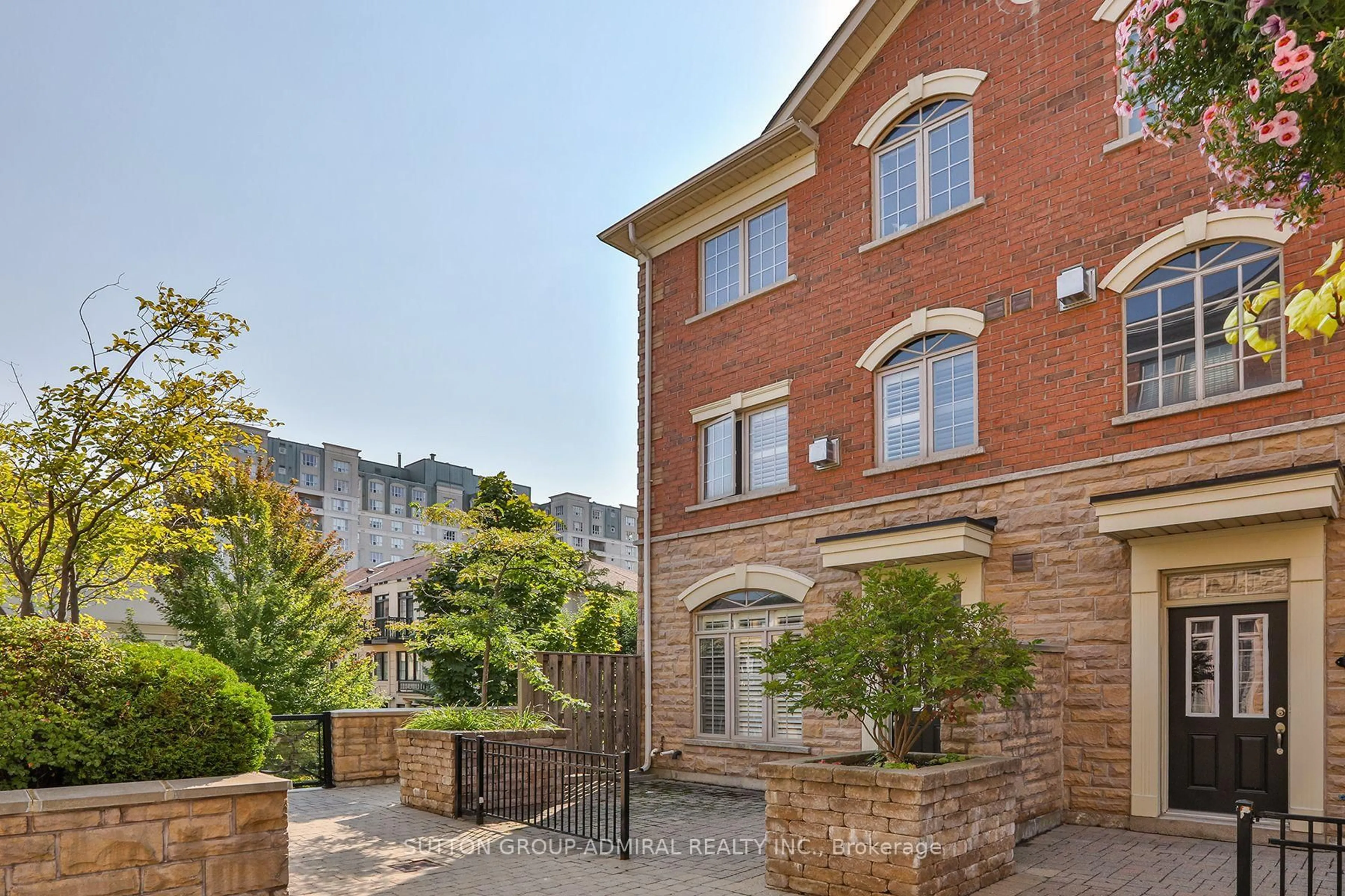 Home with brick exterior material, street for 8 Brighton Pl #12, Vaughan Ontario L4J 0E3