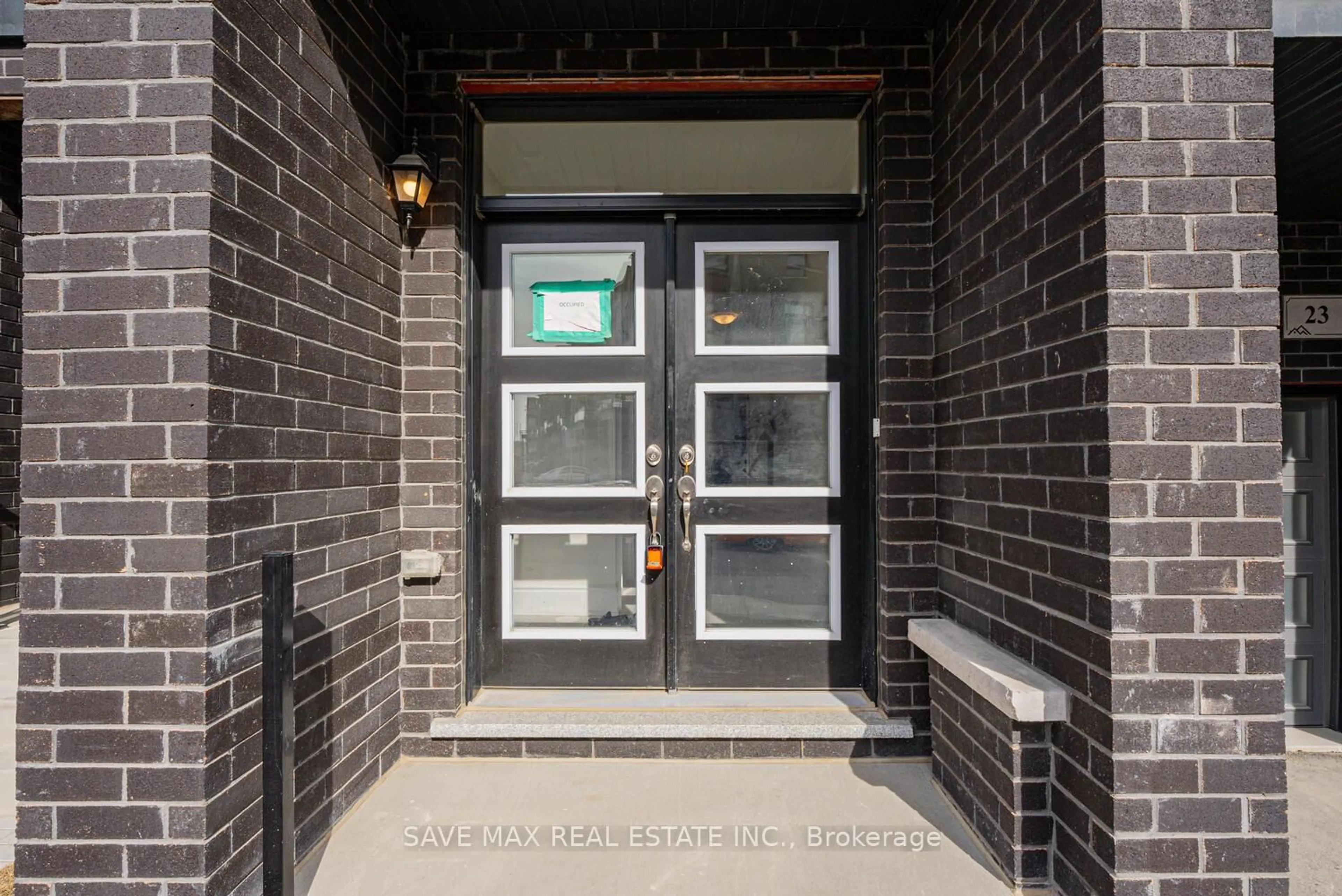 Indoor entryway for 23 Paradox St, Vaughan Ontario L4L 1A7