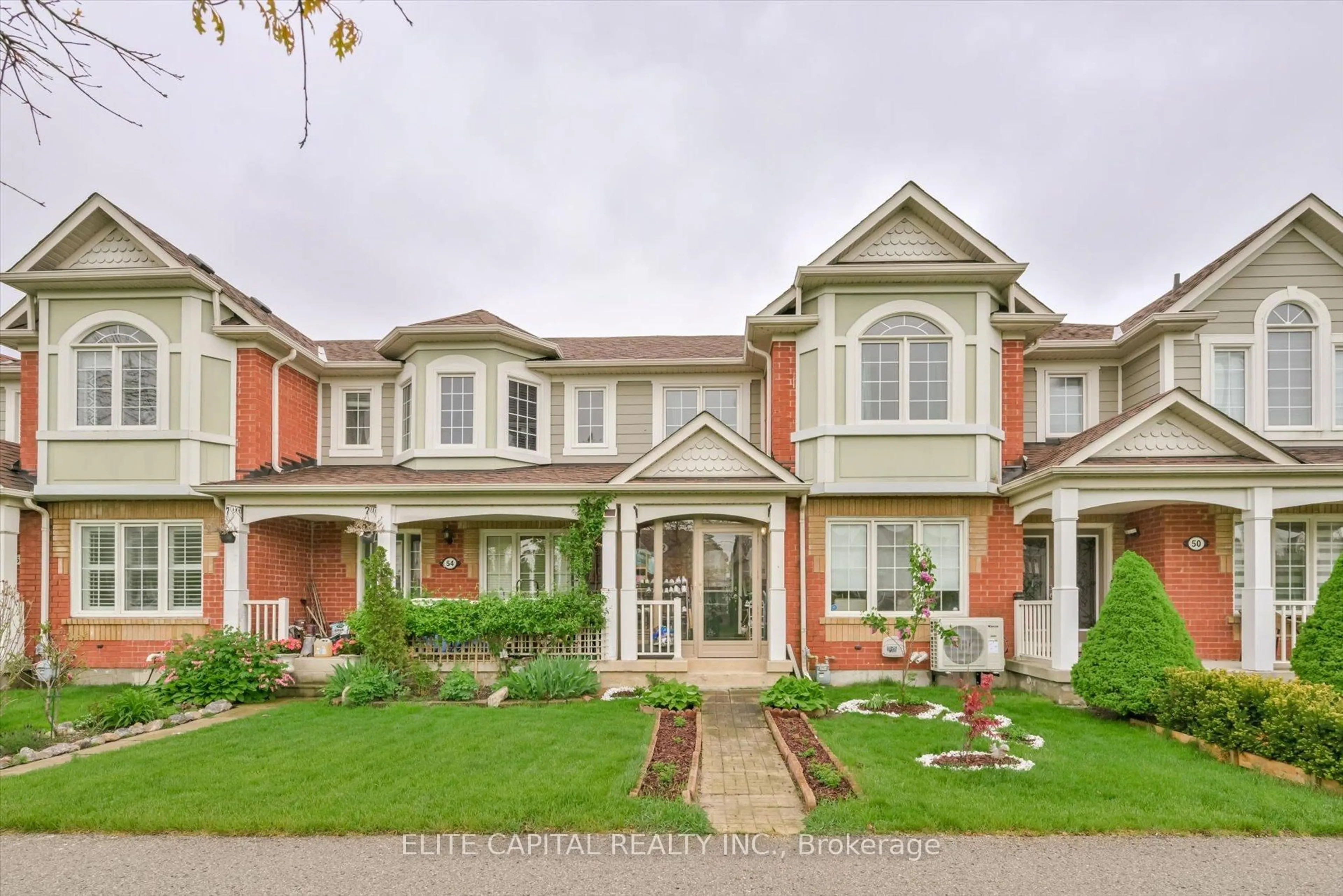 Home with brick exterior material, street for 52 Gas Lamp Lane, Markham Ontario L6B 0H6