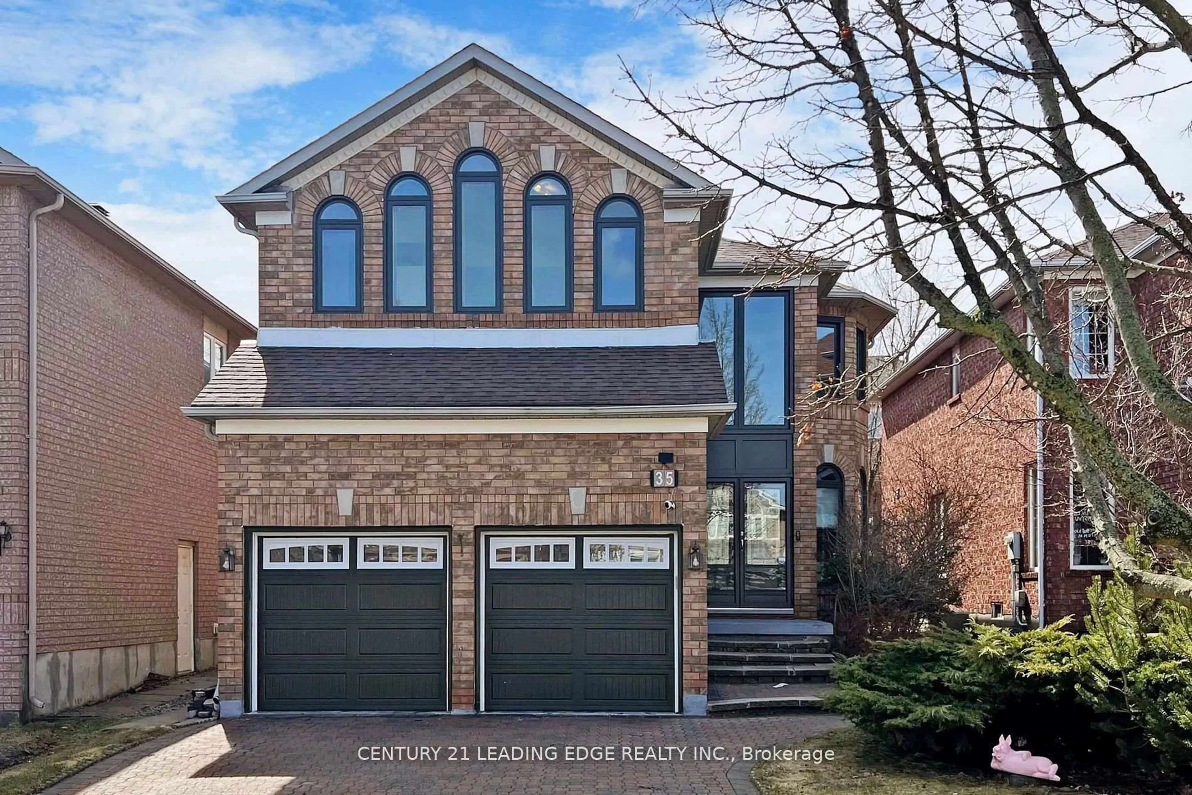 Home with brick exterior material, street for 35 Fortune Cres, Richmond Hill Ontario L4S 1S5